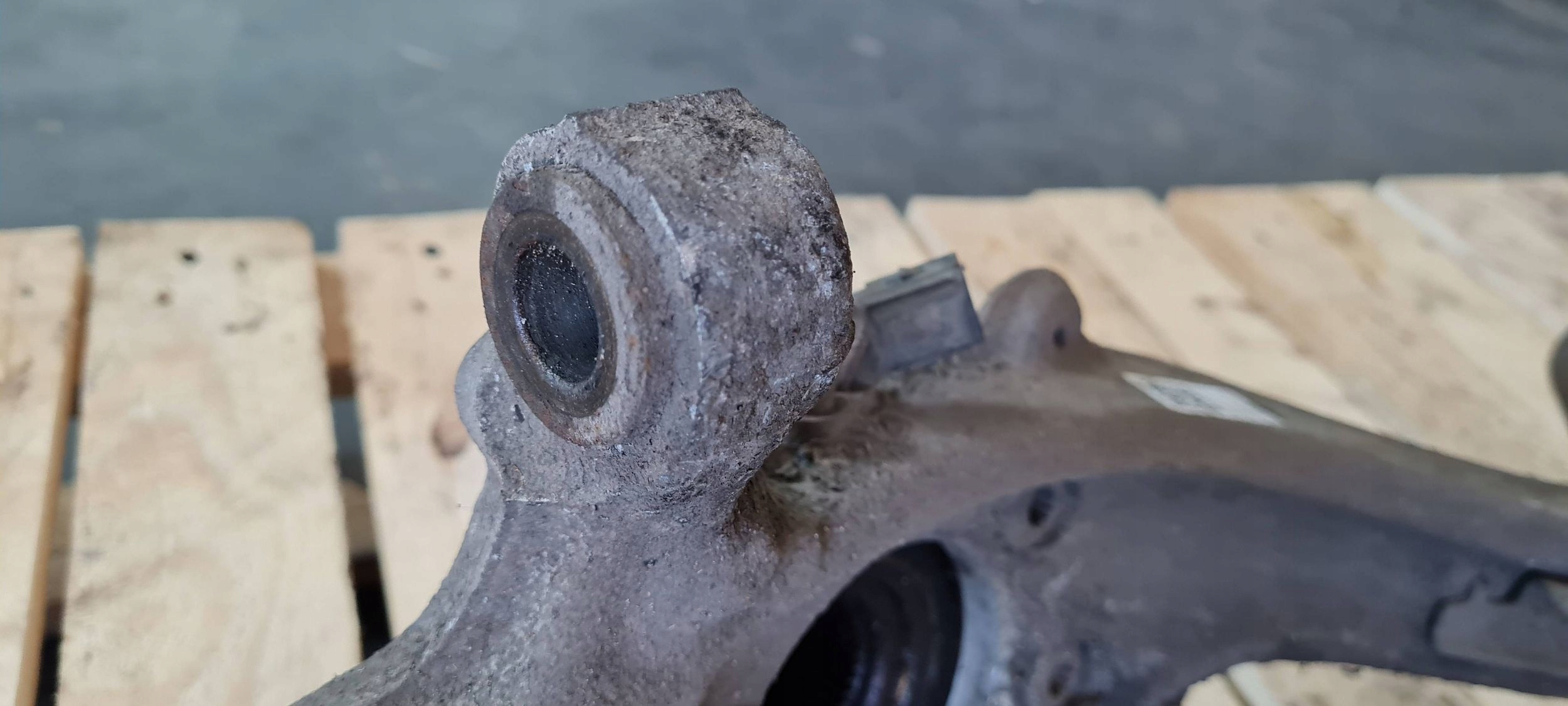 A5 8T LIFT swing right right front front 4G0407254B A4 B8 Q5 A6 C7