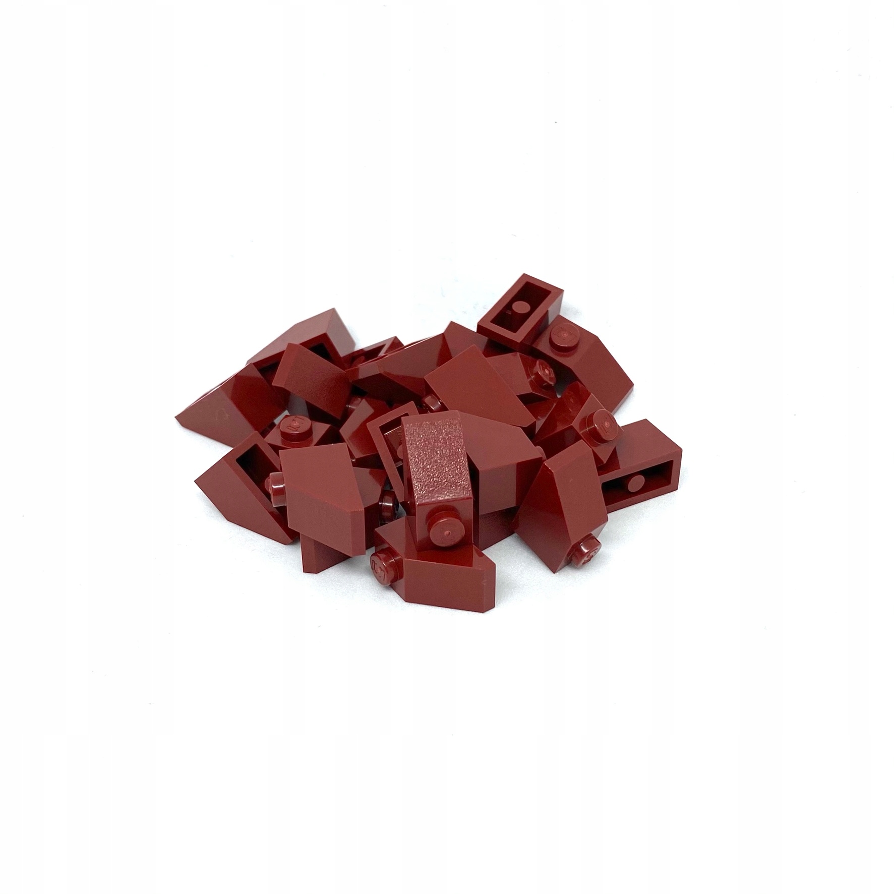 

Lego 4541526 Ciemnoczerwony Klocek Skos Dachówka