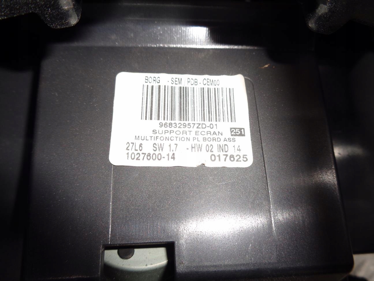 дисплей экран CITROEN C6 05- 96832957ZD