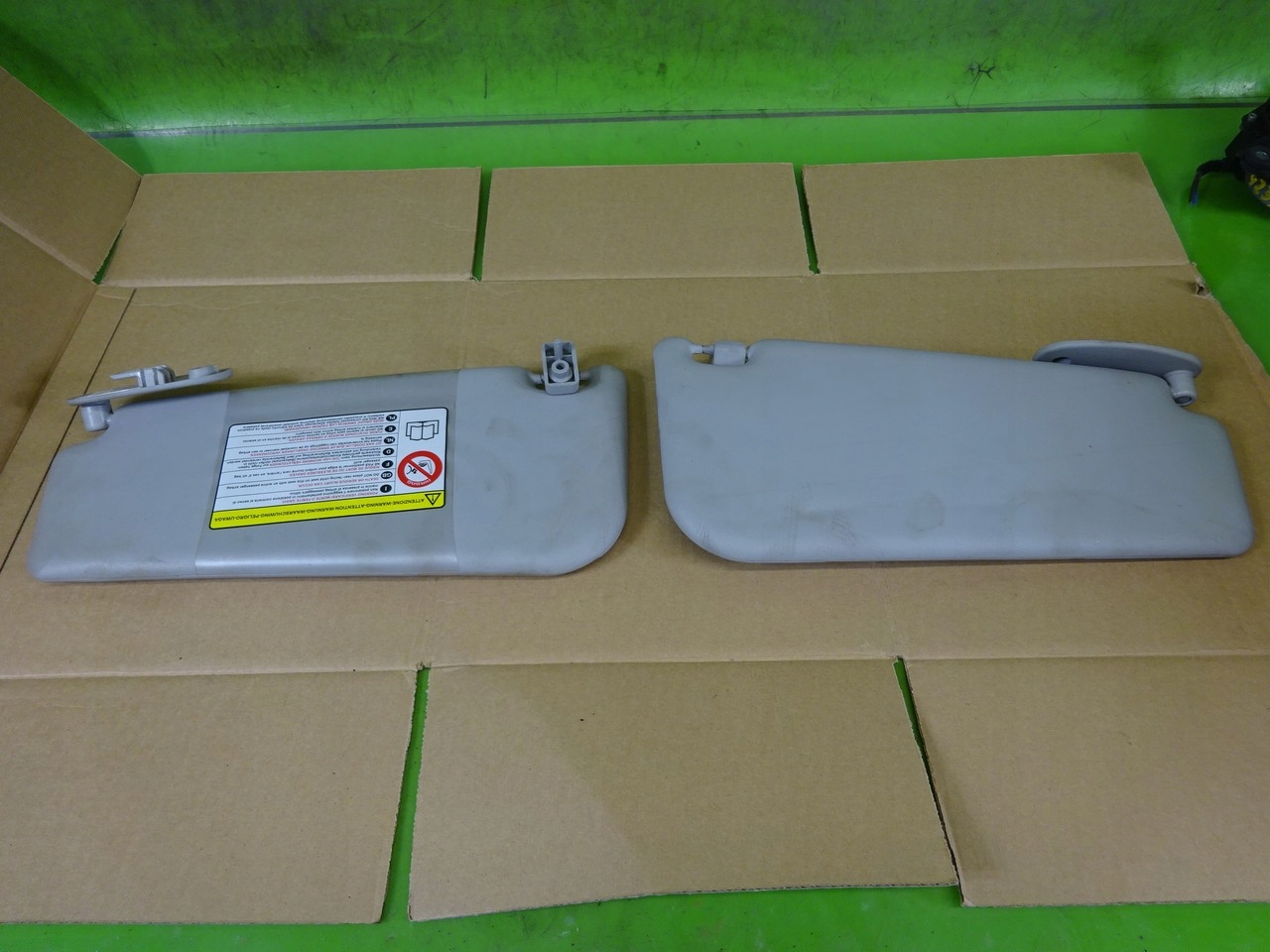 Slonecznik daszek kierowcy pasazera FIAT PUNTO EVO