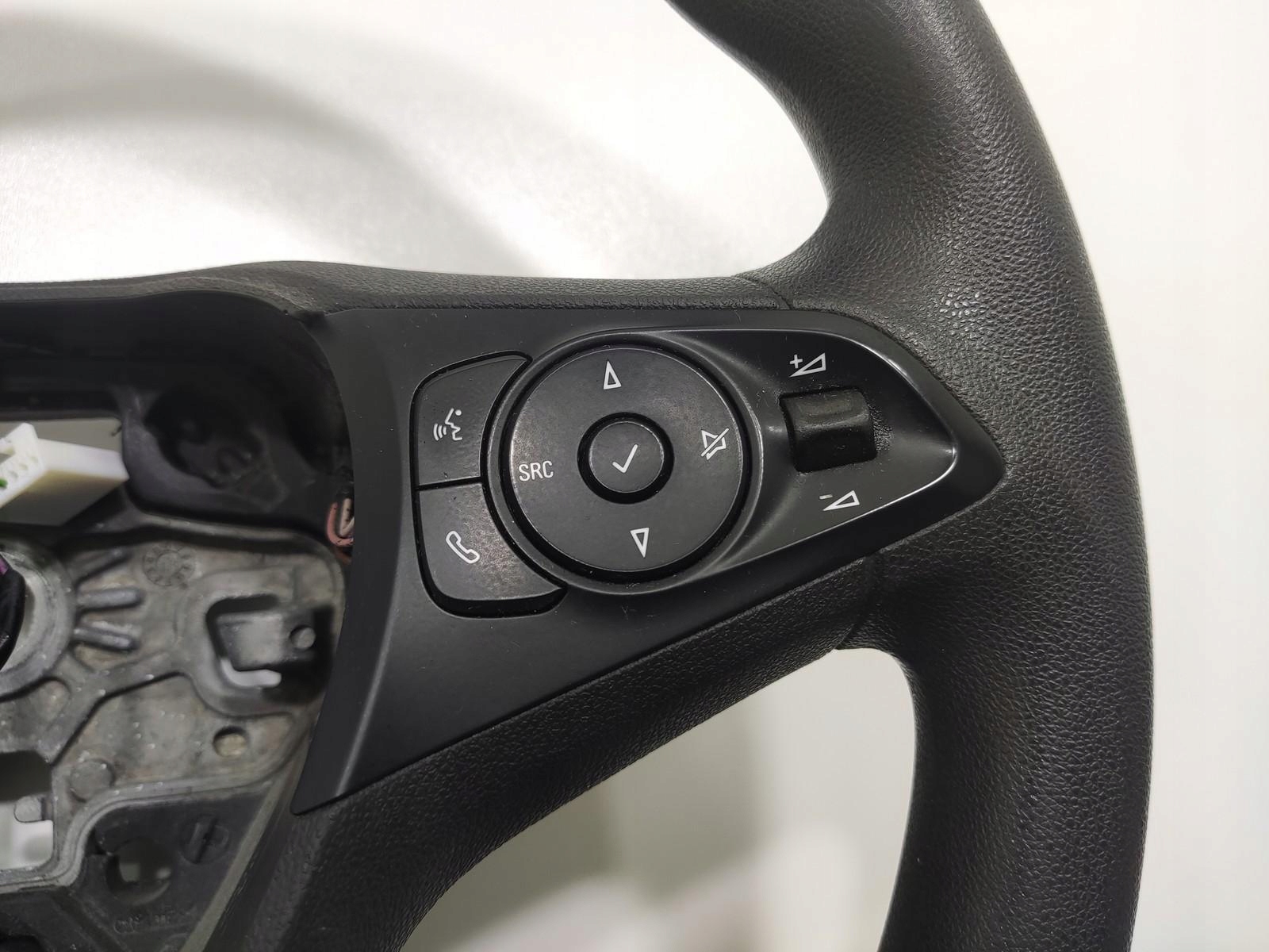 lenkrad MULTIFUNKCJA STEROWNIE OPEL COMBO E 2018-2023 YQ001180YX