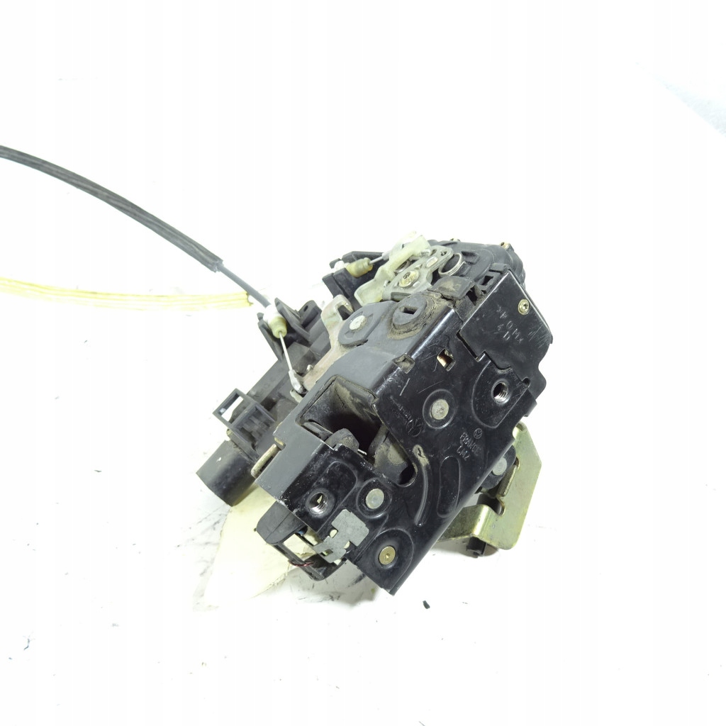 AUDI A6 C5 lock door rear part right