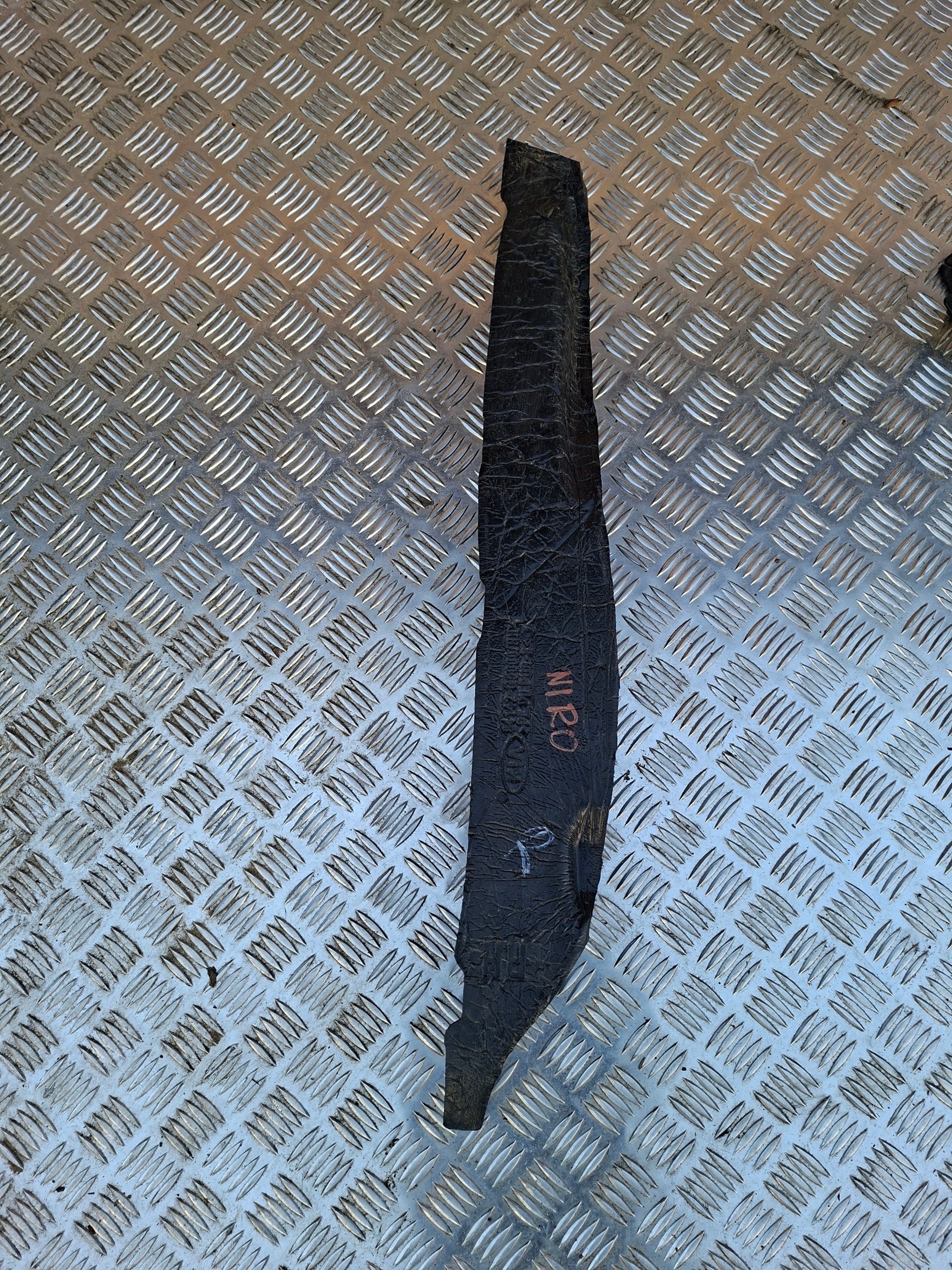 soundproofing of a fender front front right KIA NIRO II