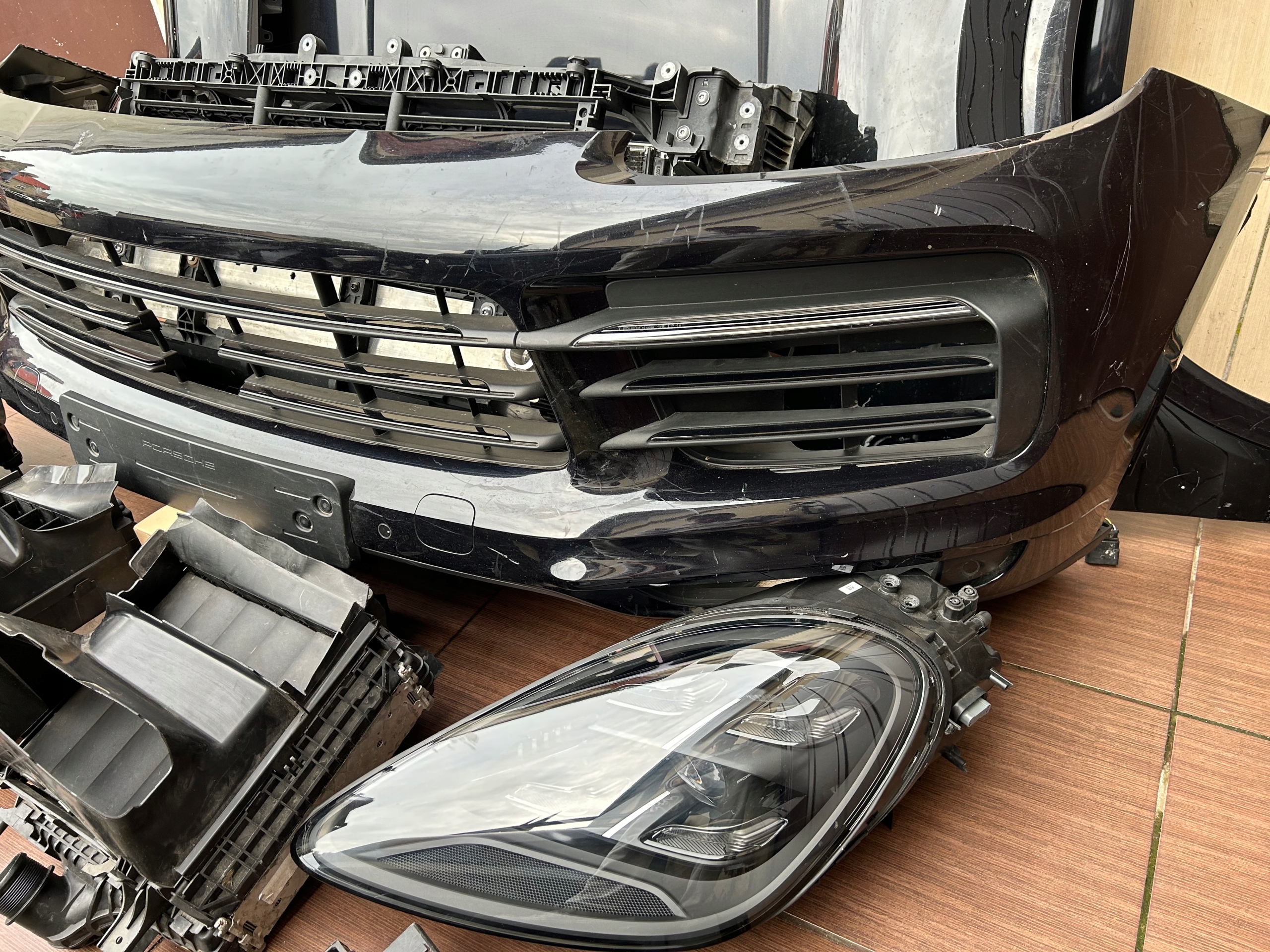 bumper fenders support panel for radiators radiator Porsche Cayenne S 9Y ACC