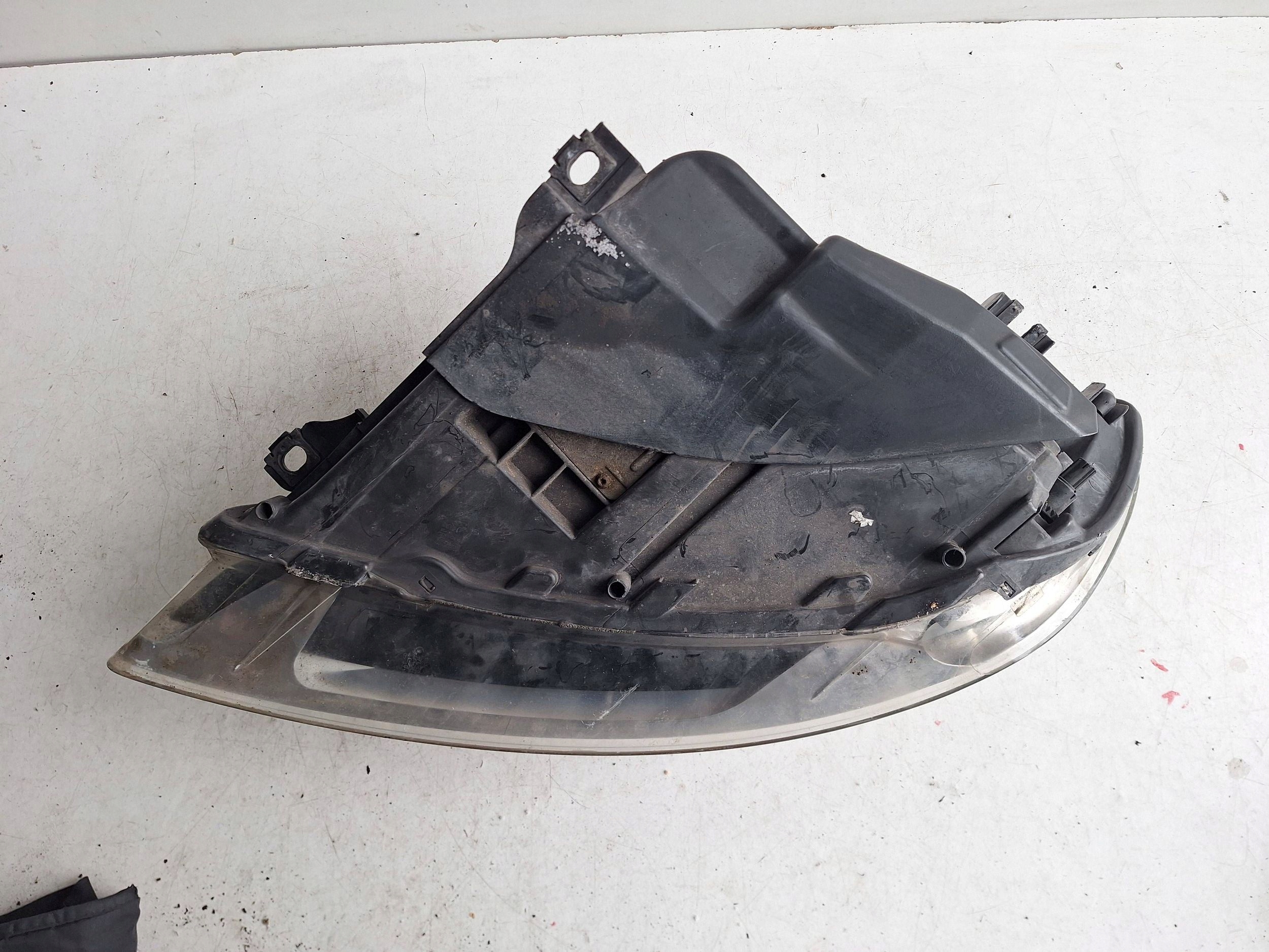AUDI Q7 4L 05-10 light right XENON UK-ANGLIK 4L0941004E