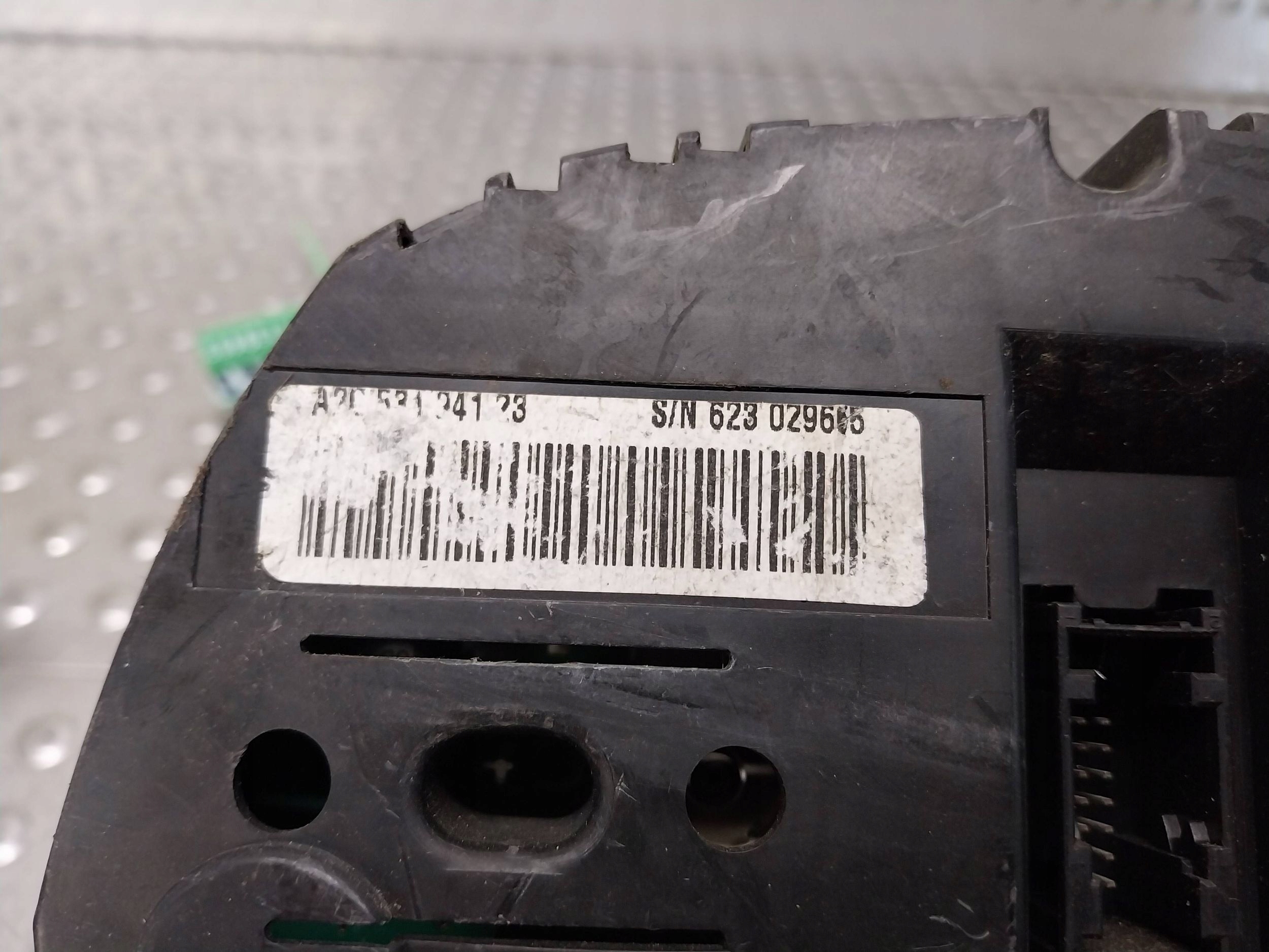 budíky budiky 9166846 BMW E90 E91 E92 E93 2.0D EUR