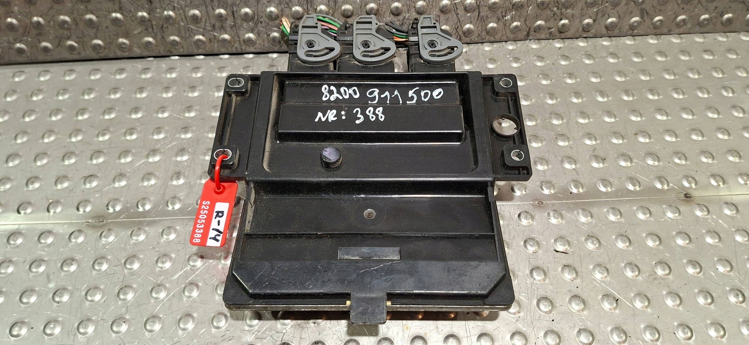 computer 8201112294 8200911560 28256130 RENAULT CLIO III 1.5 DCI