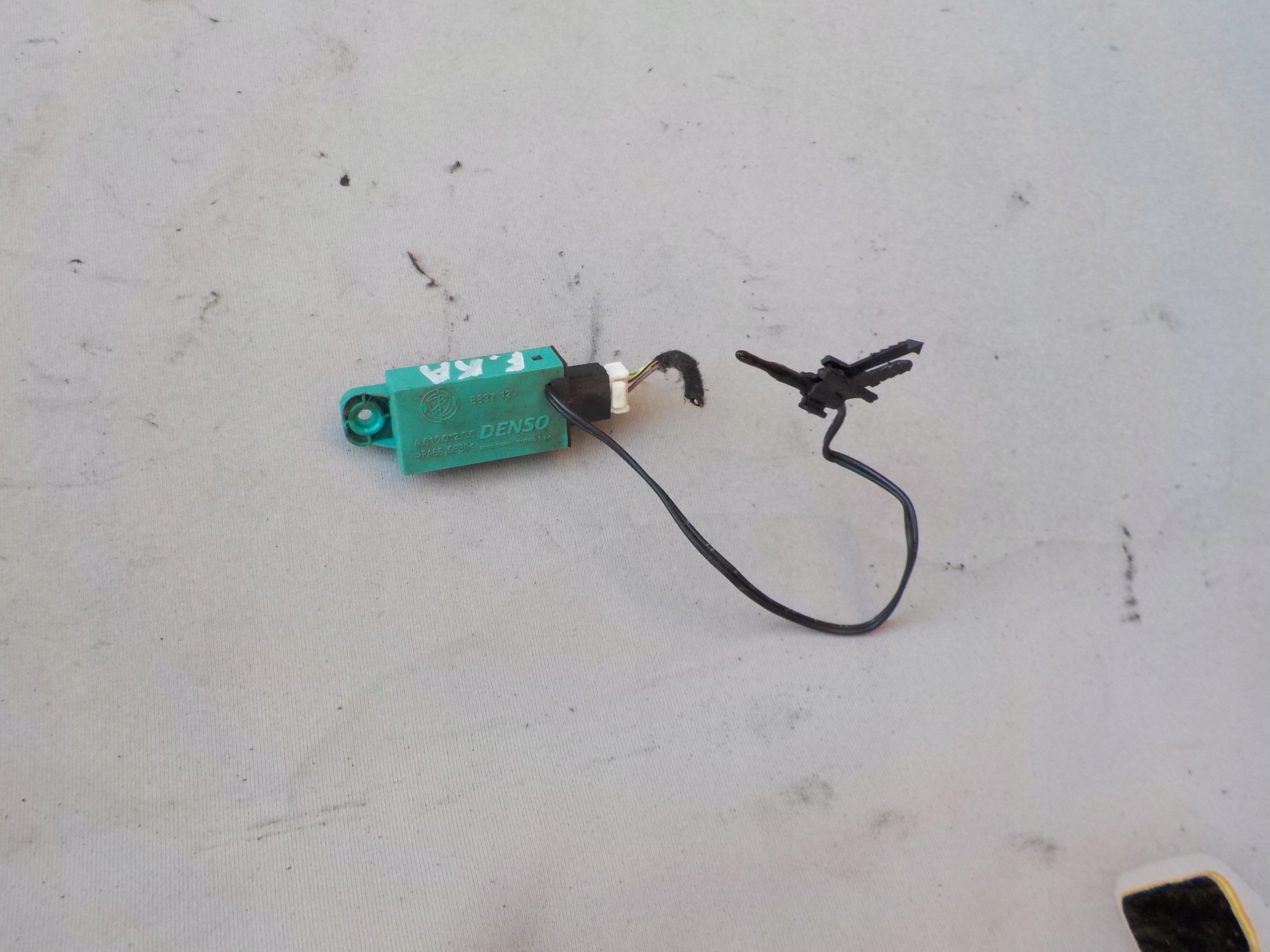 sensor temperatury wewnetrznej ford ka II mk2 2010r