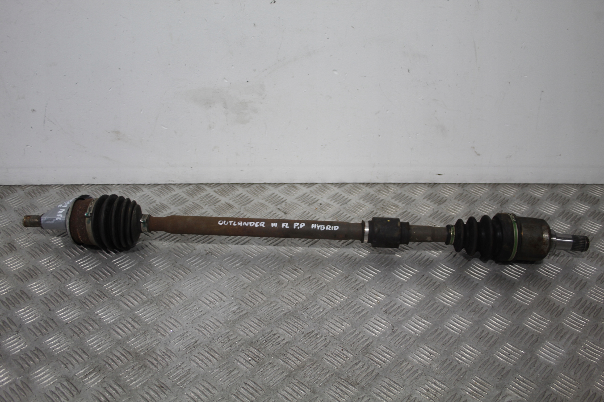 semi-axis right front OUTLANDER III 3 LIFT