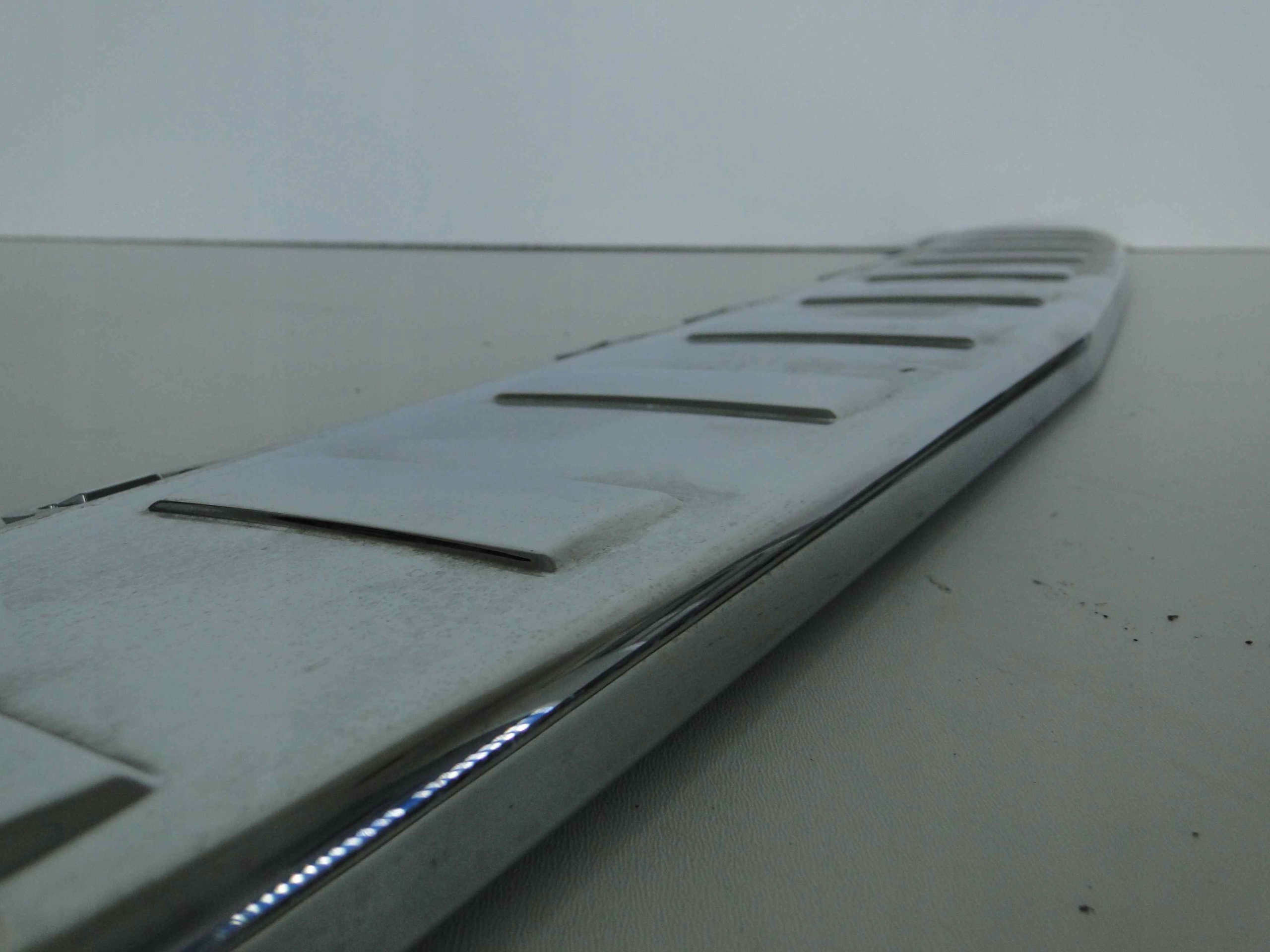 MERCEDES GLK X204 204 BLACHA CHROM PARAPET TYLNY Typ samochodu Samochody osobowe