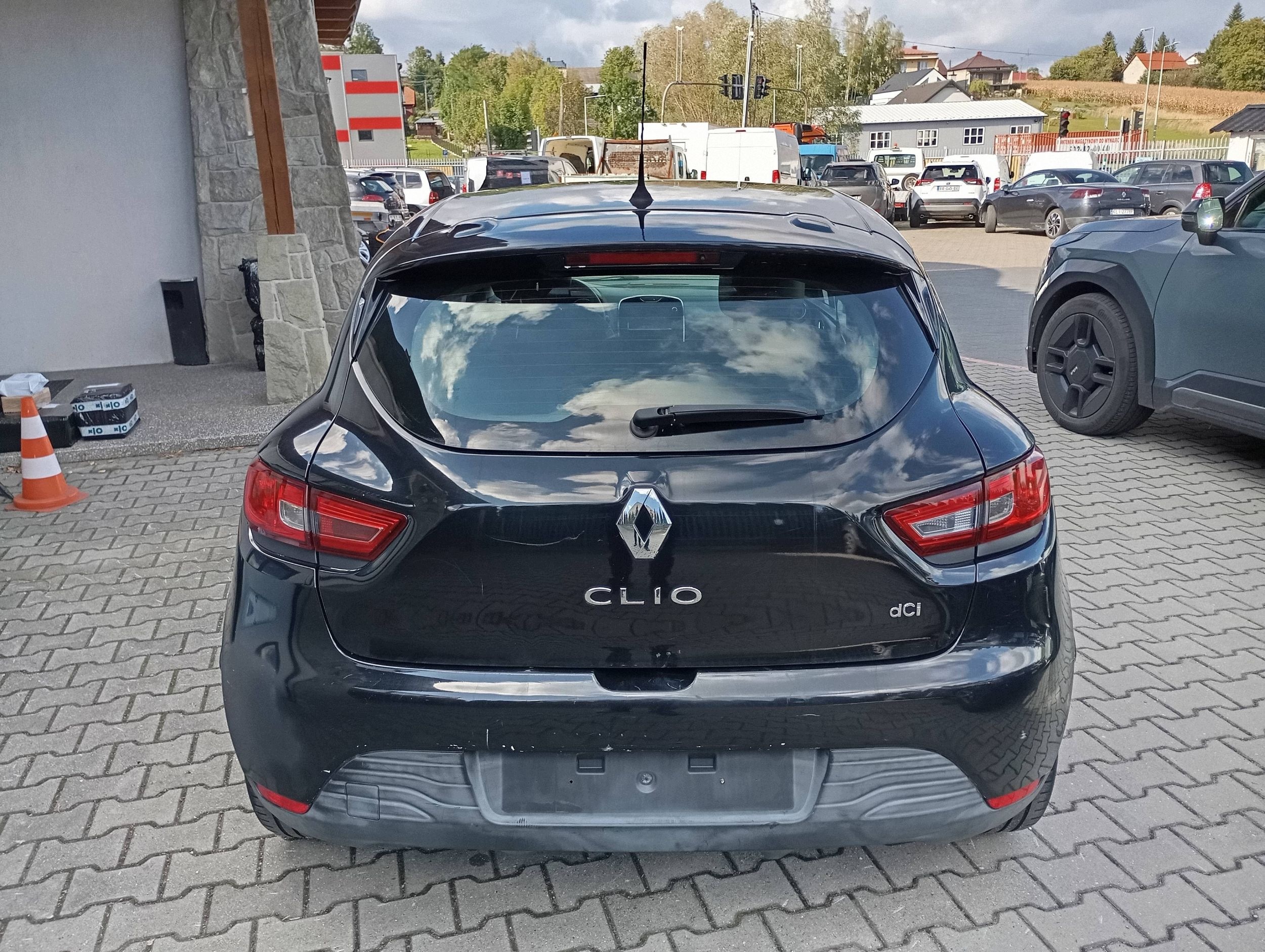 RENAULT CLIO 4 IV BH 12-20 black boot door cover boot window HB 5D