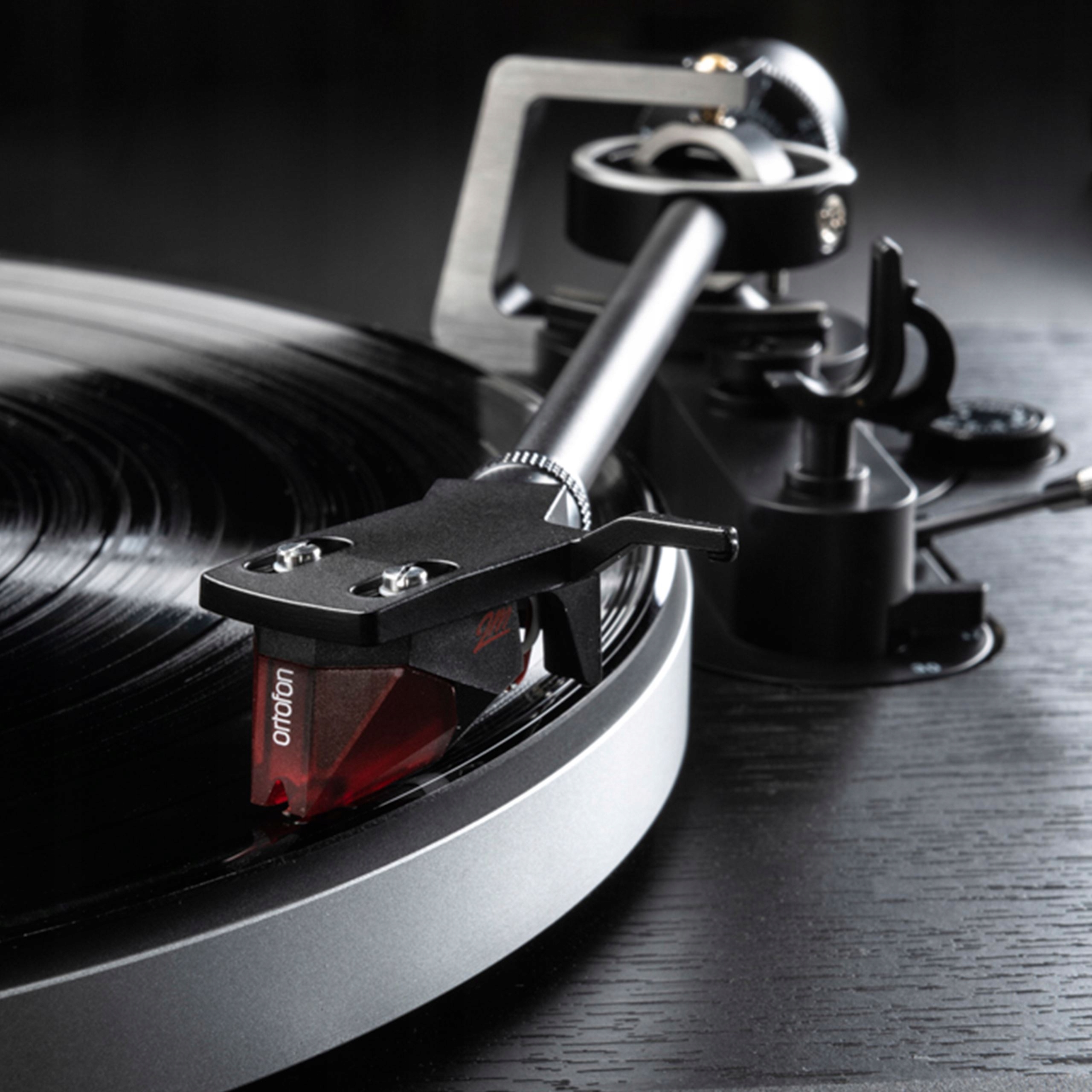 GRAMOFON DUAL CS-529 CZARNY Marka Dual