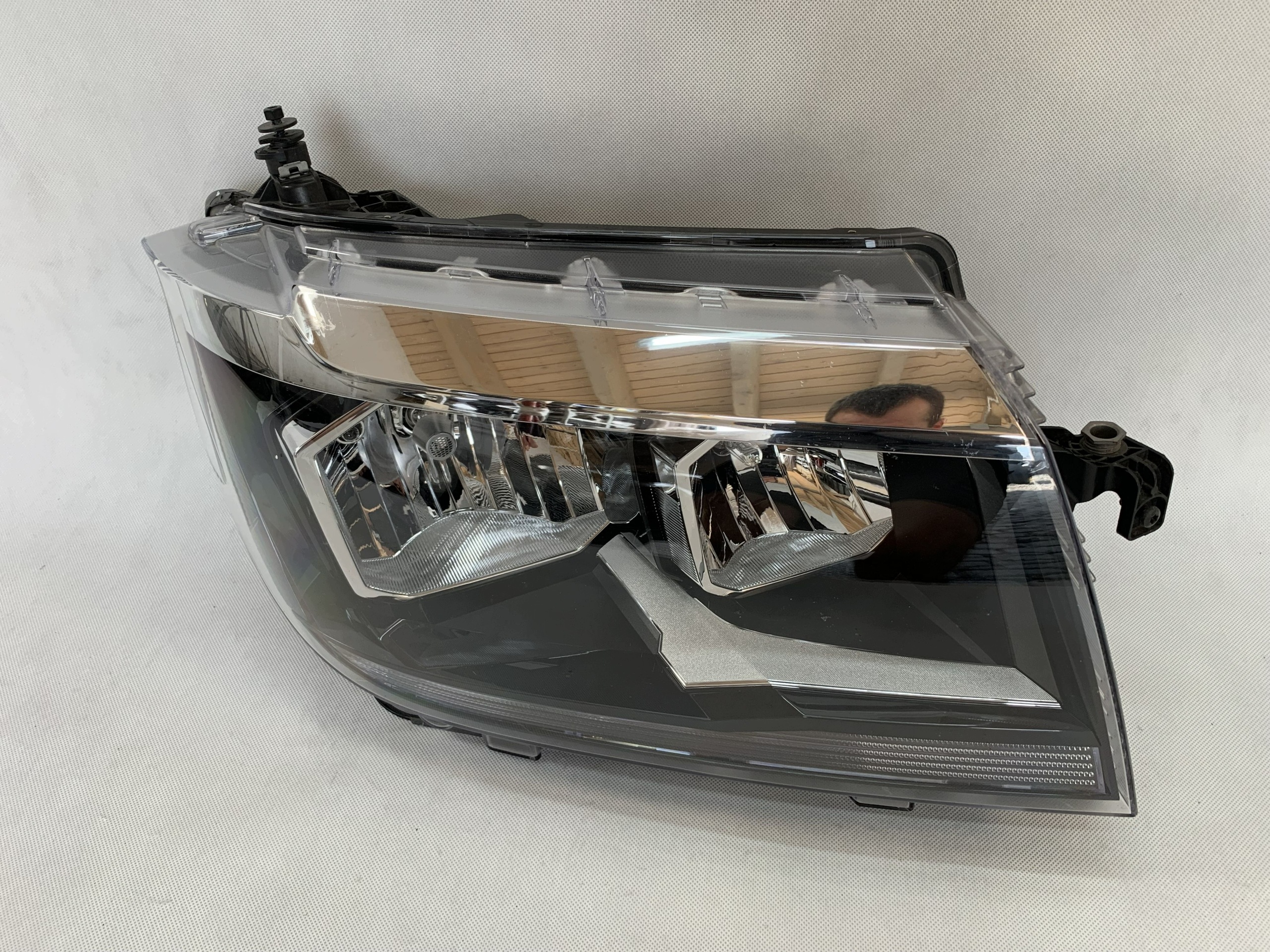 light front right reflektor Volkswagen VW Crafter 2 II 7C1941006 05.26