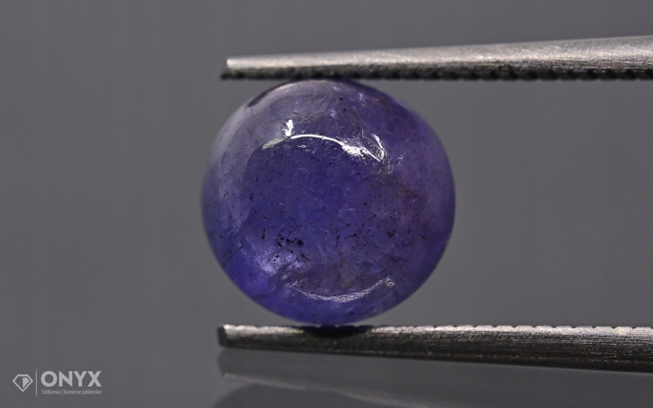 Tanzanit kabošon kulatý fi 8 mm