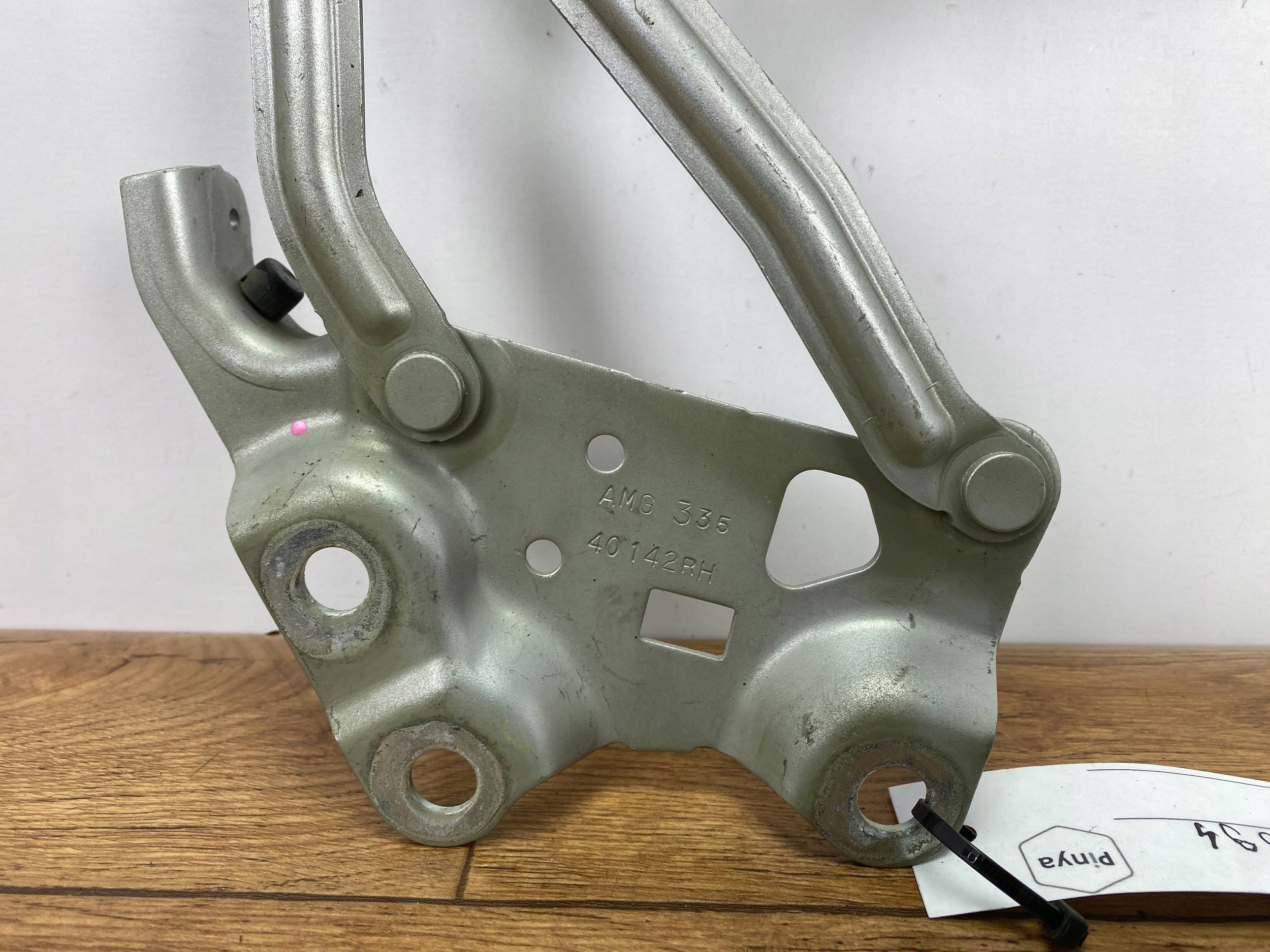 bonnet hinges right Cadillac CTS III 2014+