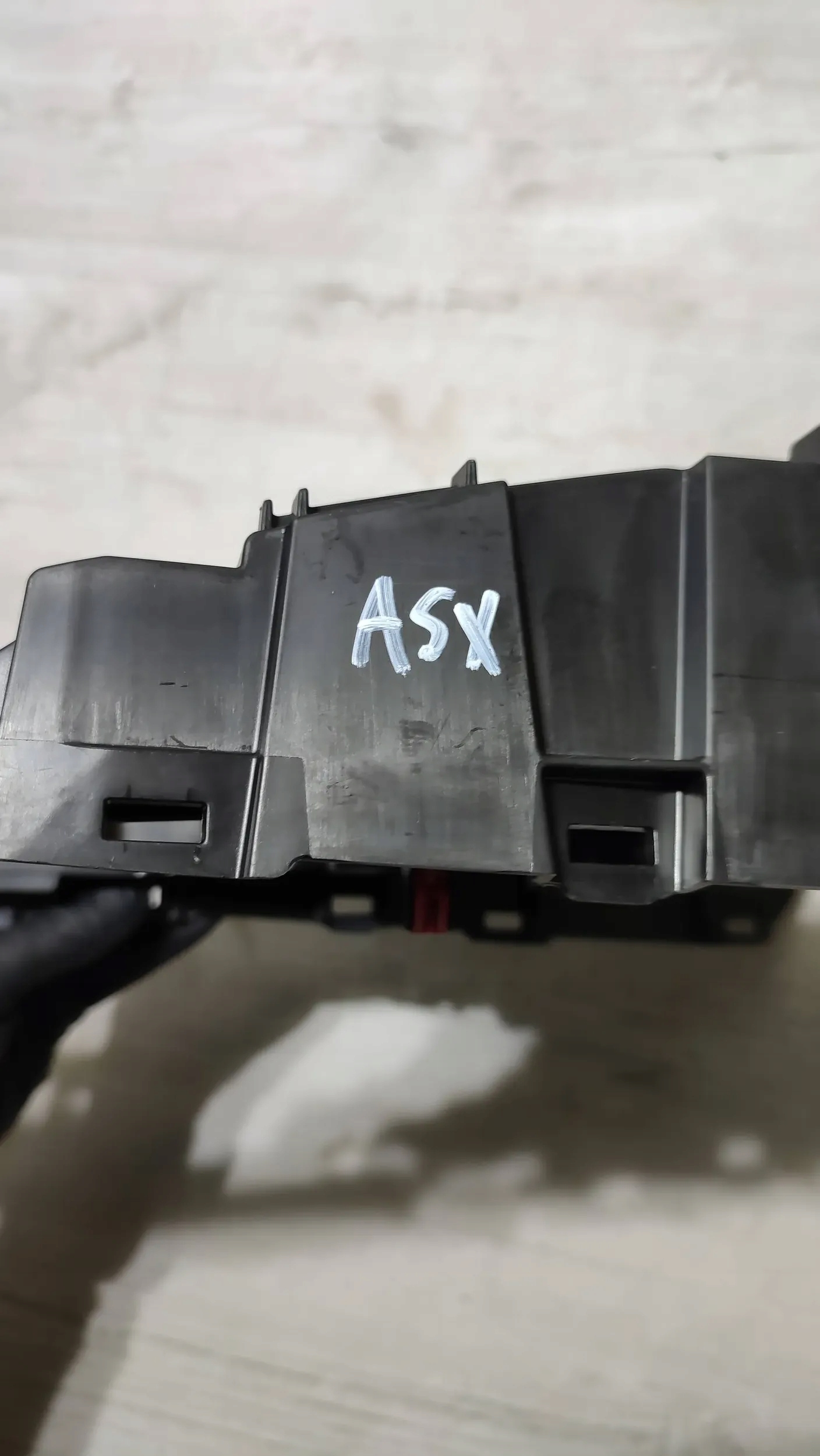 Mitsubishi ASX 18r. 1.6DiD tunel media