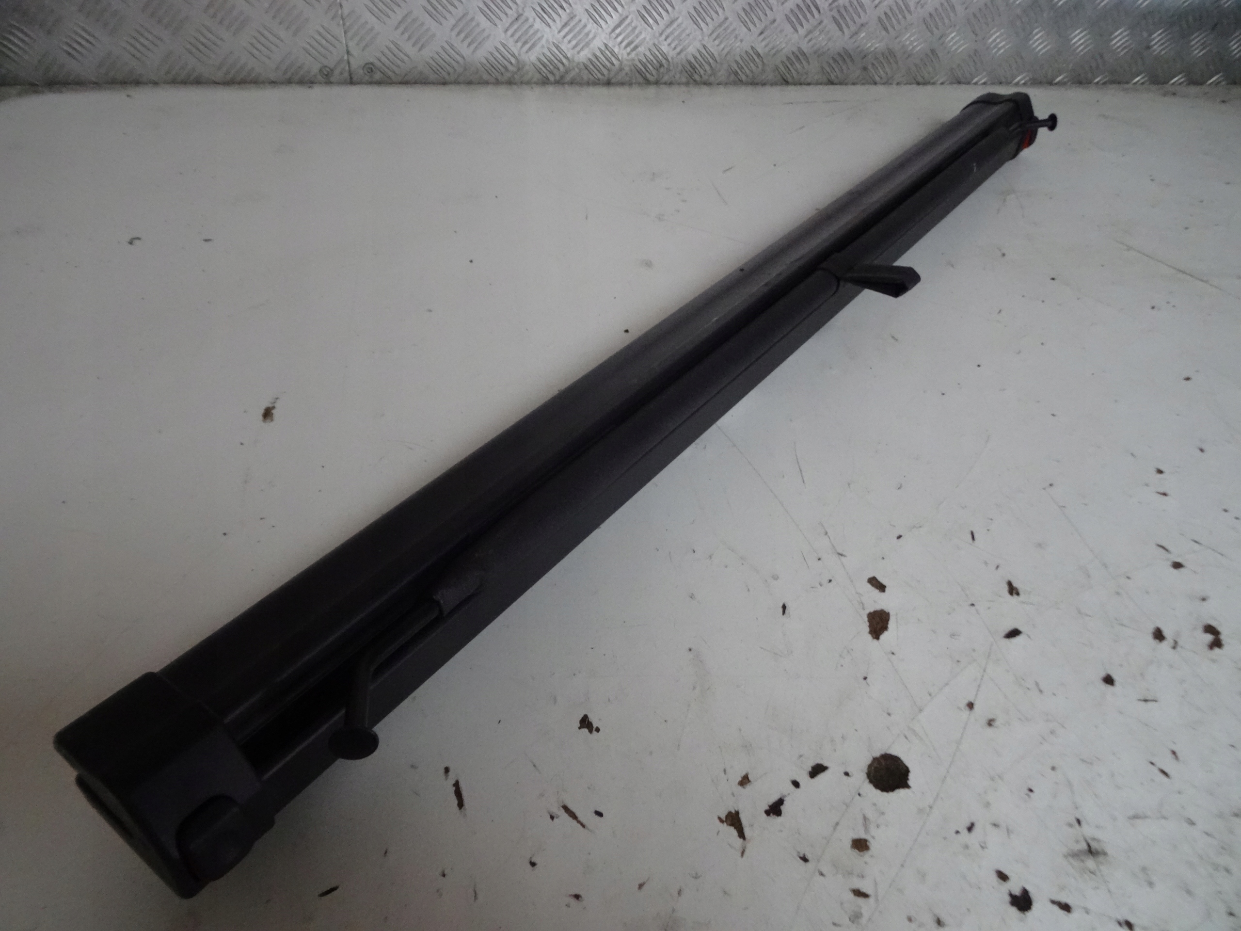 SIATKA BAGAŻOWA TOYOTA AURIS II KOMBII