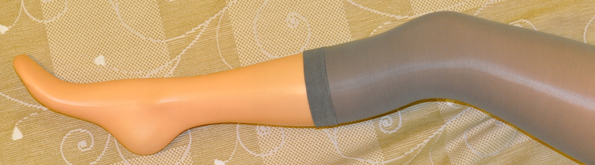

szare legginsy Veneziana Panta Corta 50 Den xS/S