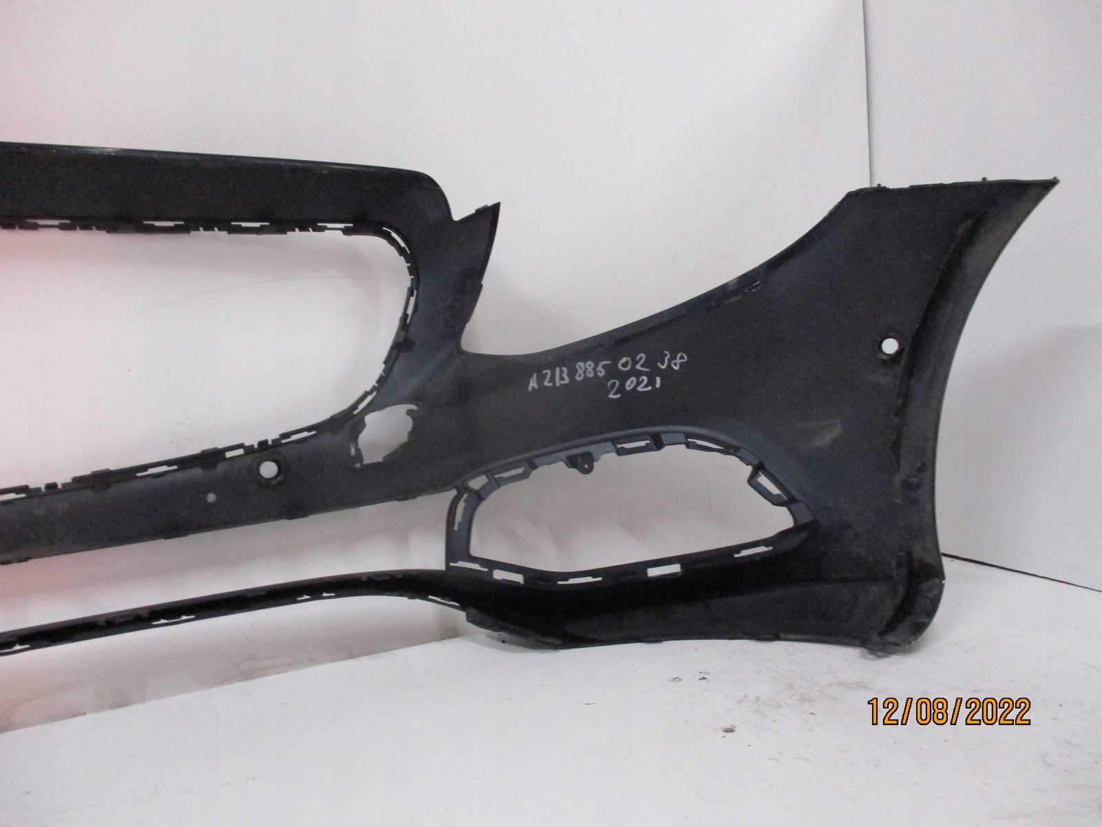 bumper Mercedes E KLASA 213 A2138850238 below 6 PDC