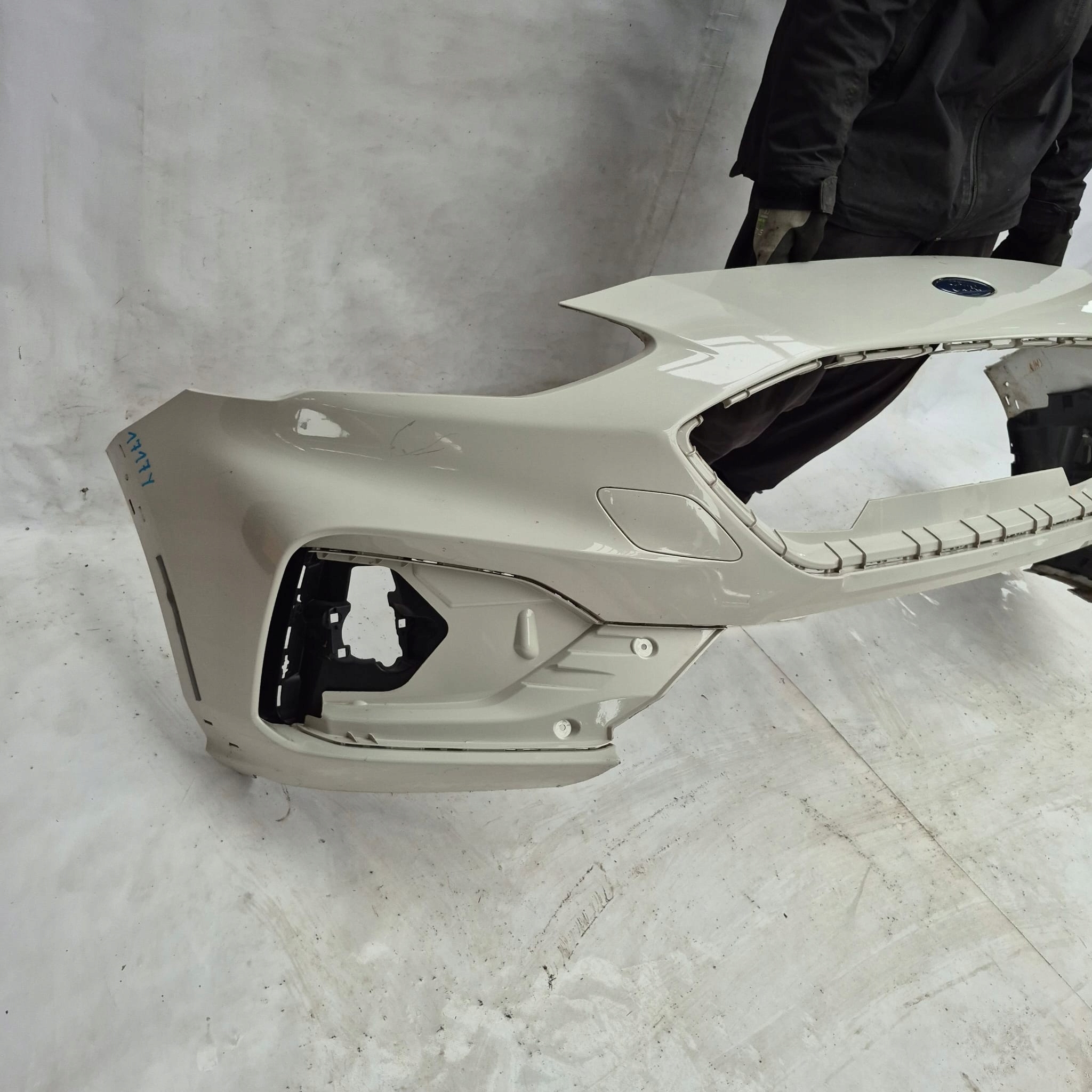 FORD FOCUS IV 4 MK4 ACTIVE 18-21 bumper front front