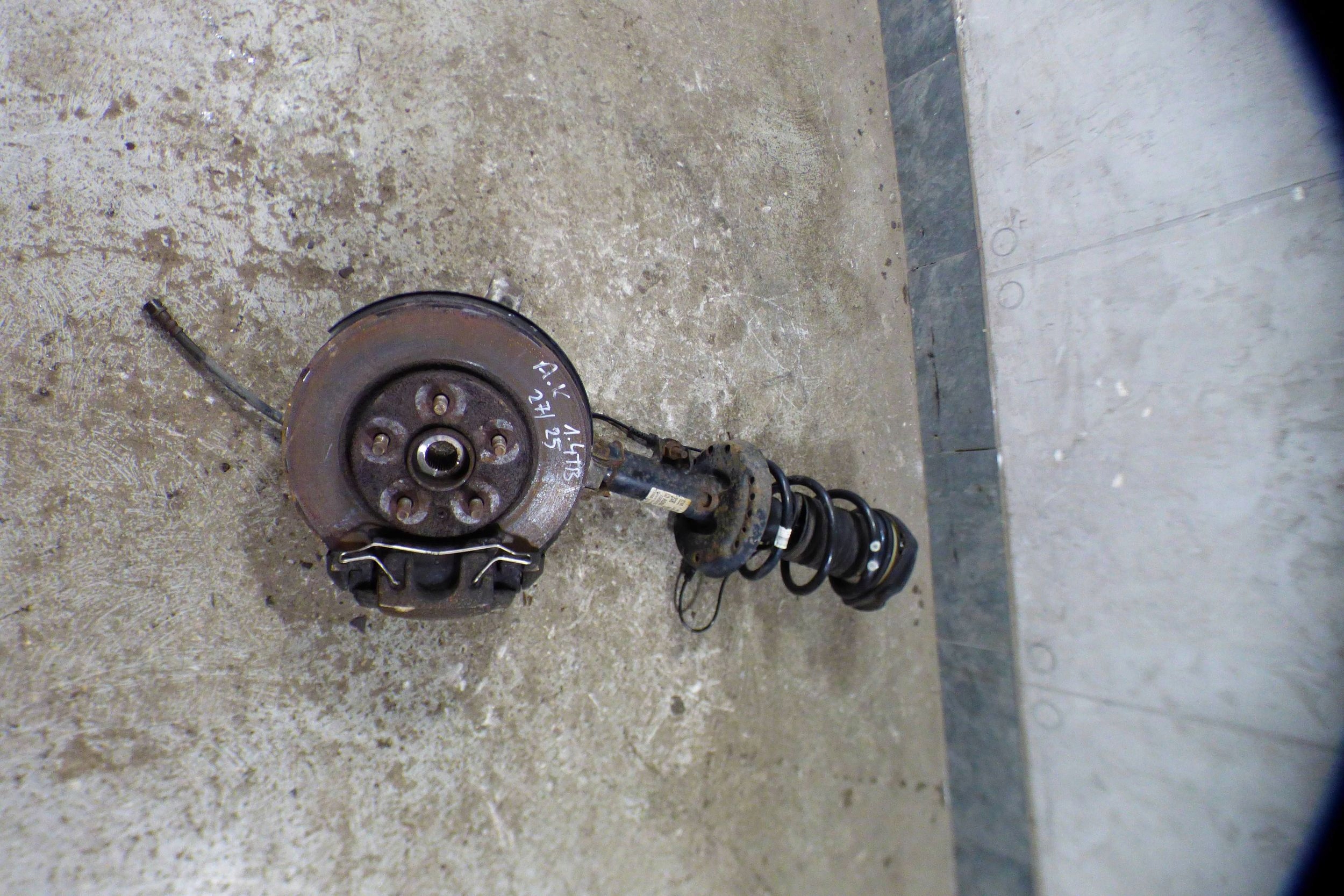 Opel Astra K V 1.4 TB McPherson right swing 39039568