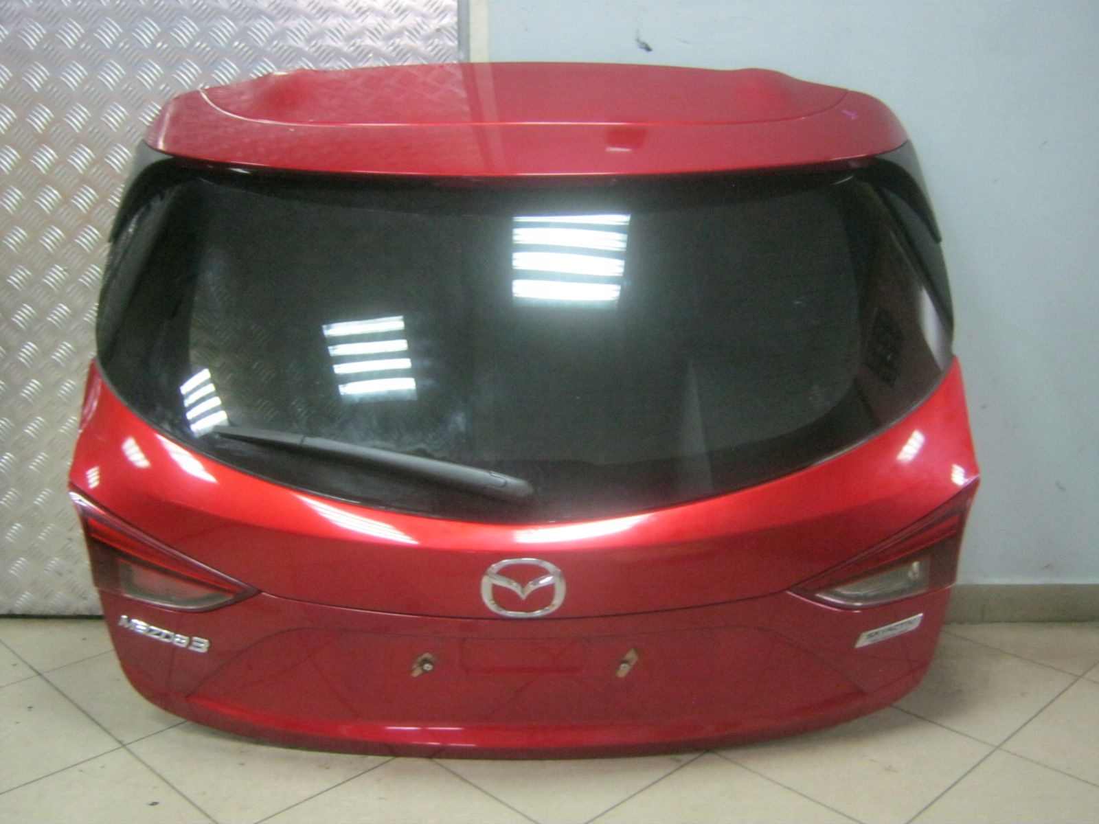 Klapa tył tylna Mazda 3 13-17 HB