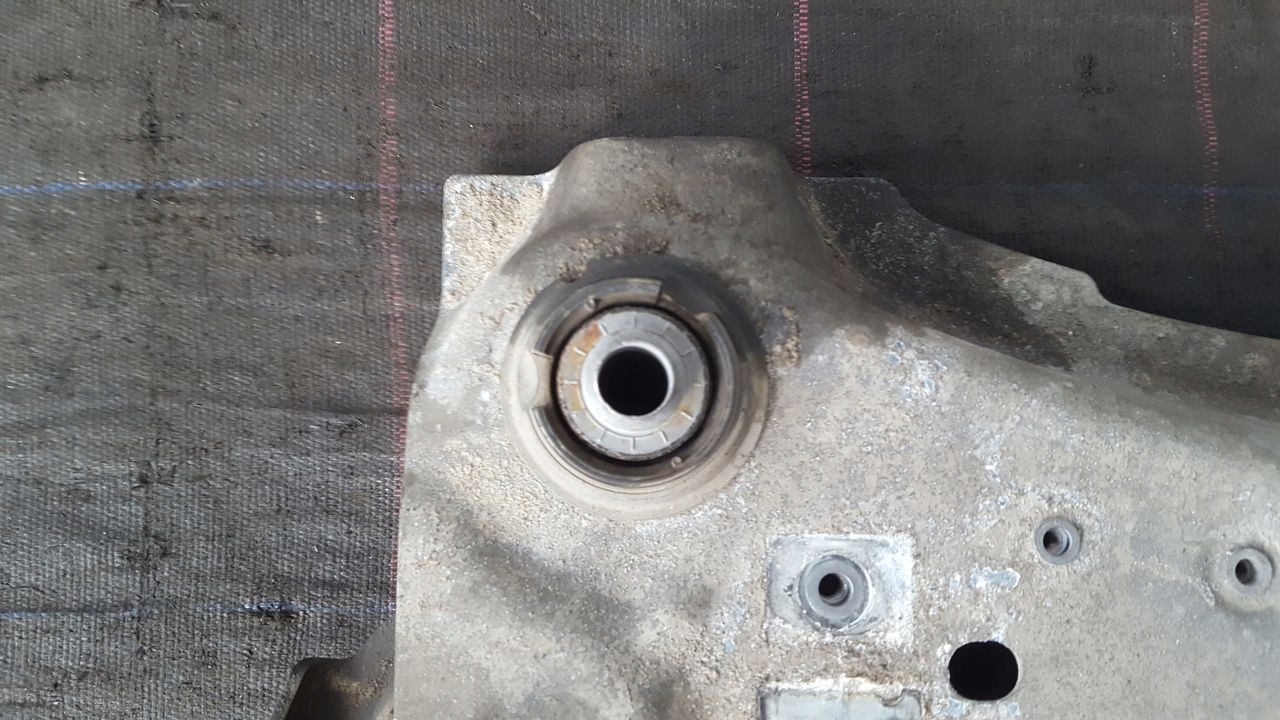 axle beam front front Renault Scenic III 1,2