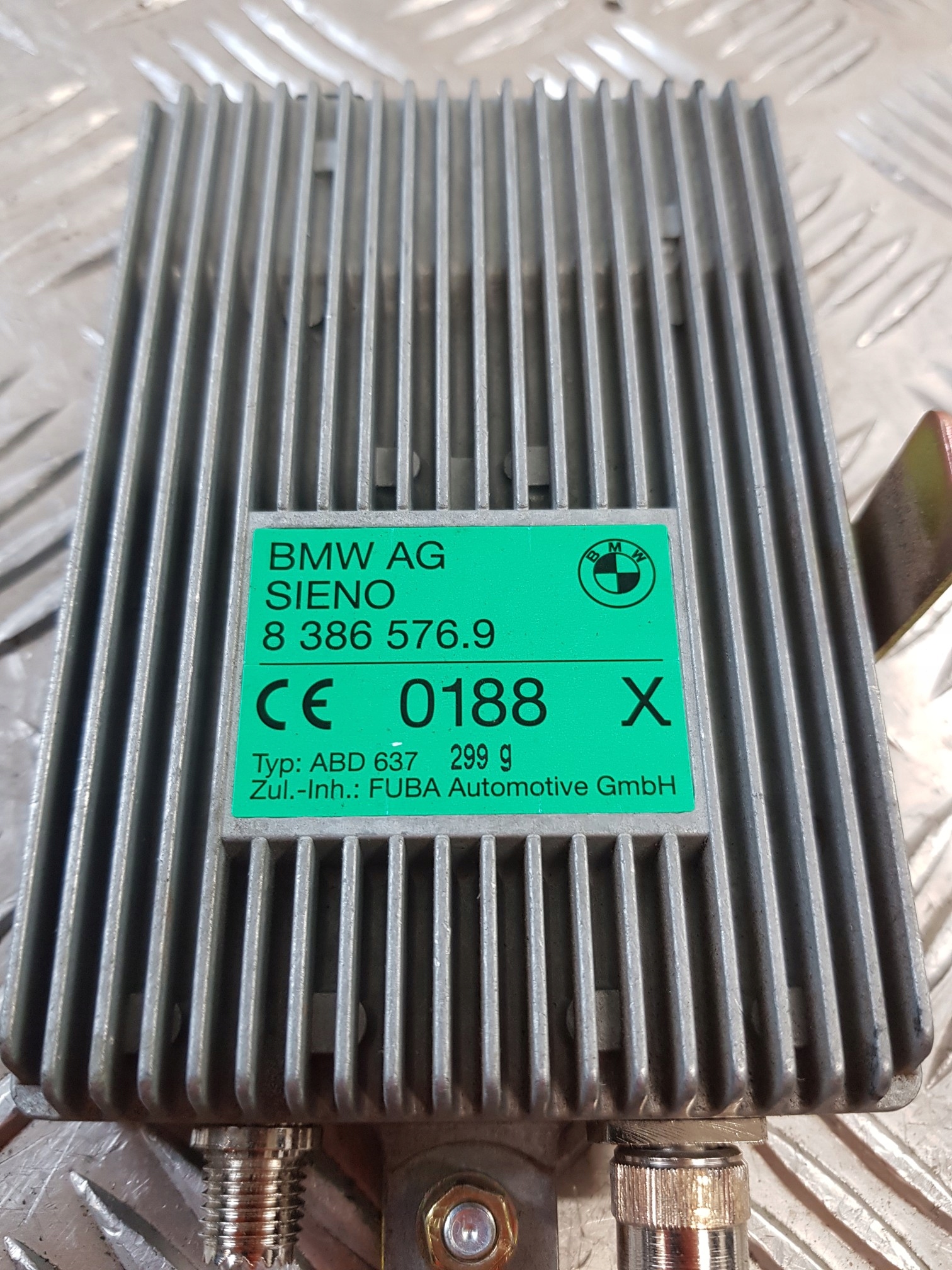 module amplifier ANTENY 83865769 BMW E39 99R