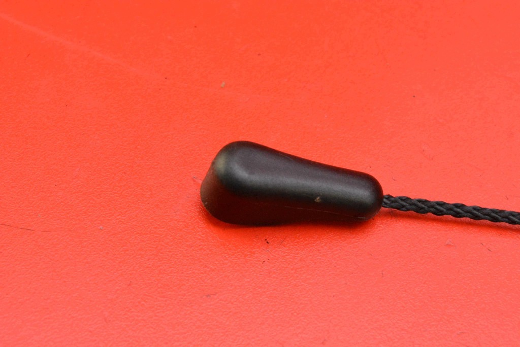 plato boot FORD MONDEO MK4 5D HB LIFT 10-15