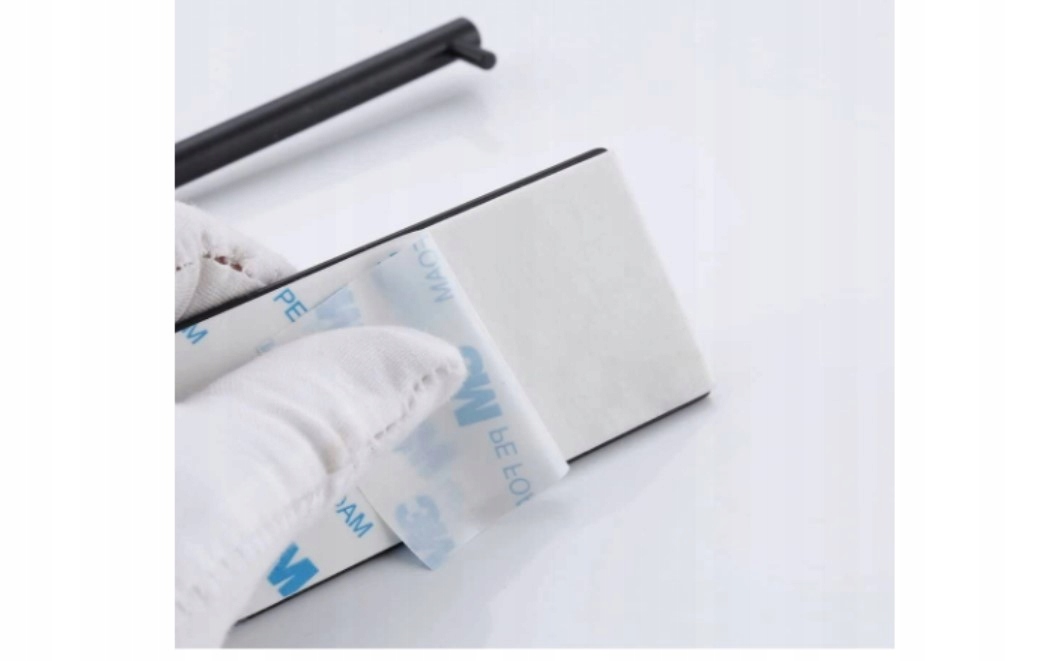 UCHWYT WIESZAK NA PAPIER TOALETOWY SAMOPRZYLEPNY Marka Galicja