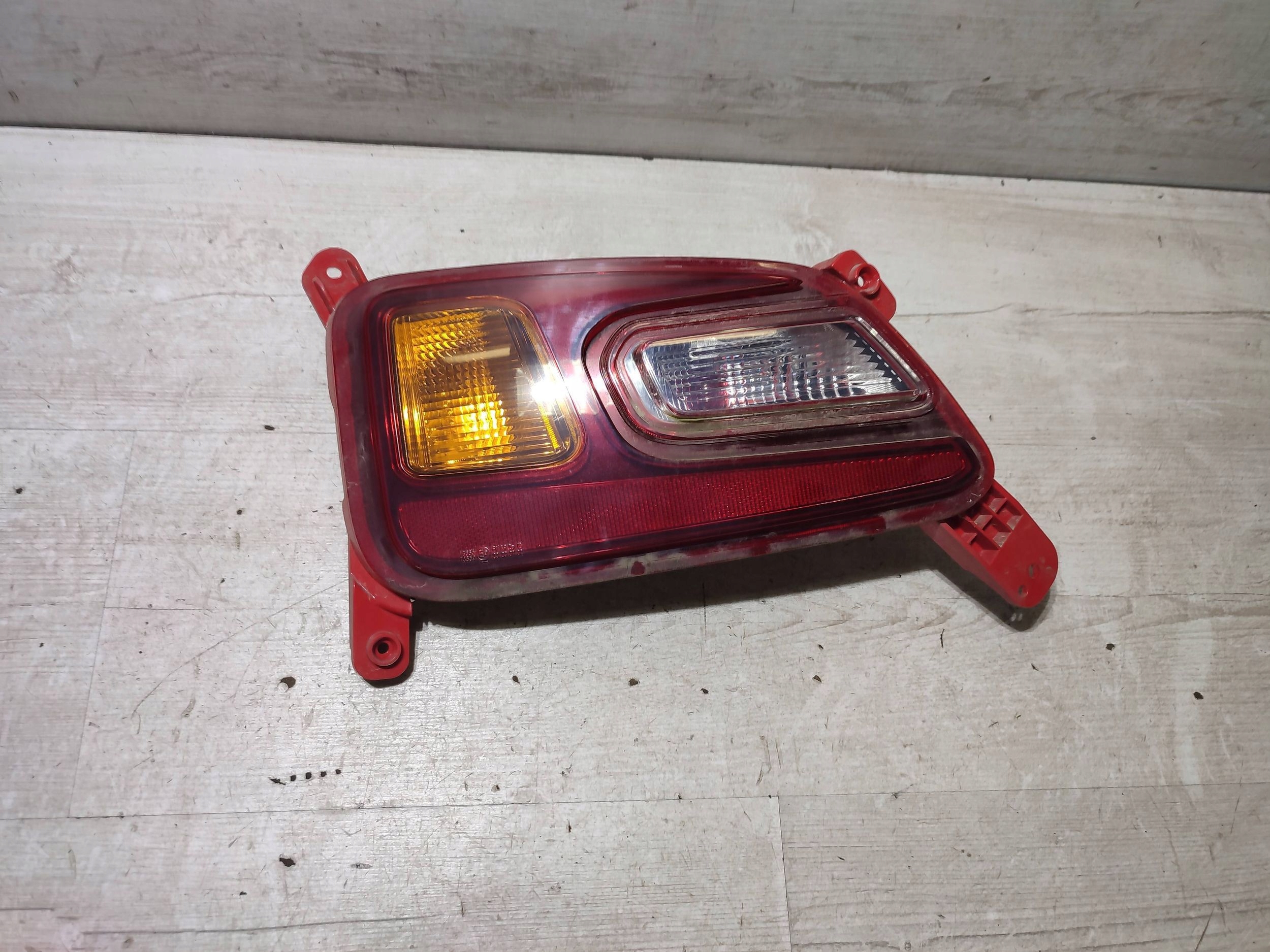 Hyundai Kona and 2018 rear part side left light rear