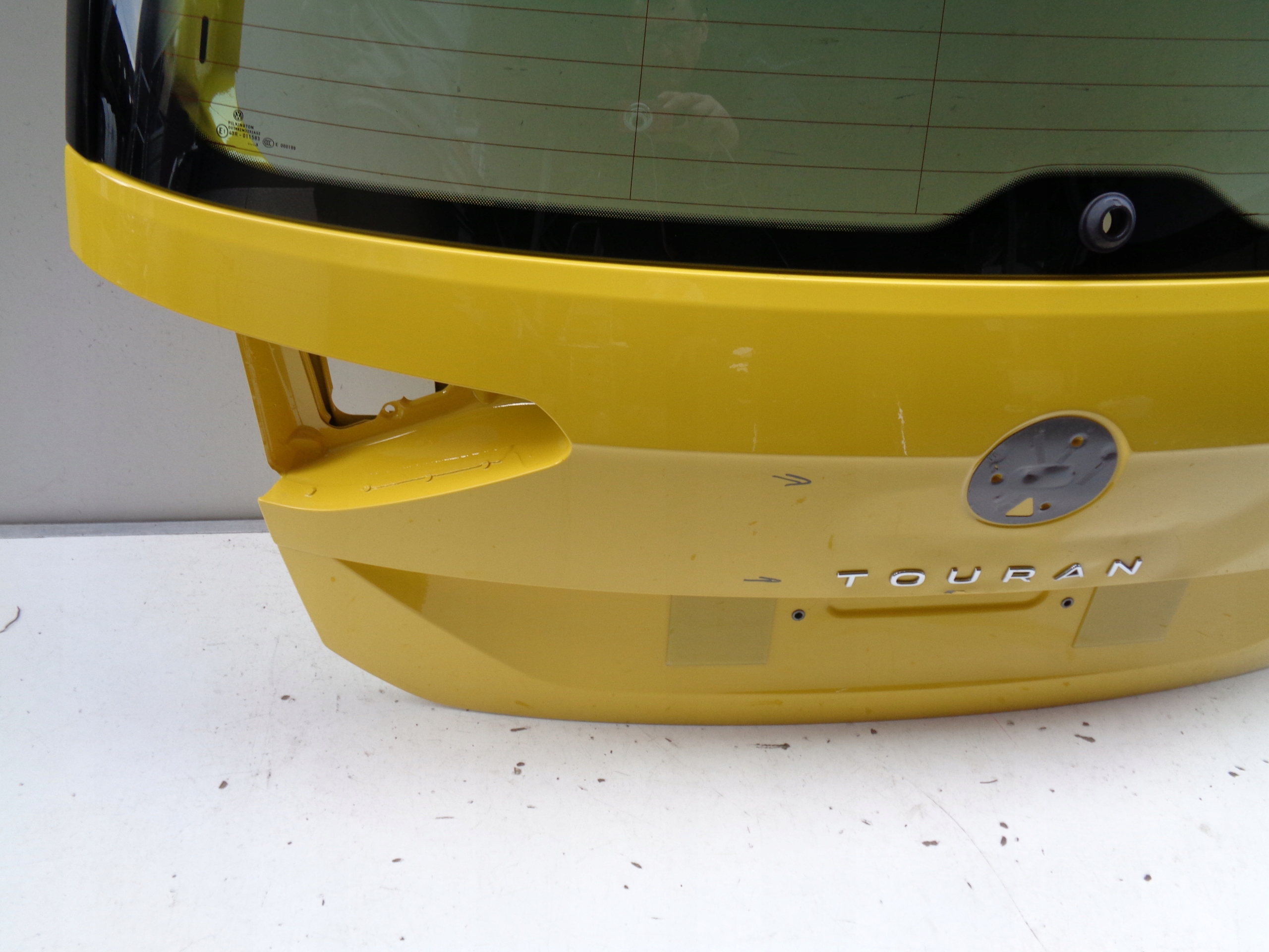 boot doors VW TOURAN 5TA 16- window NR 39481