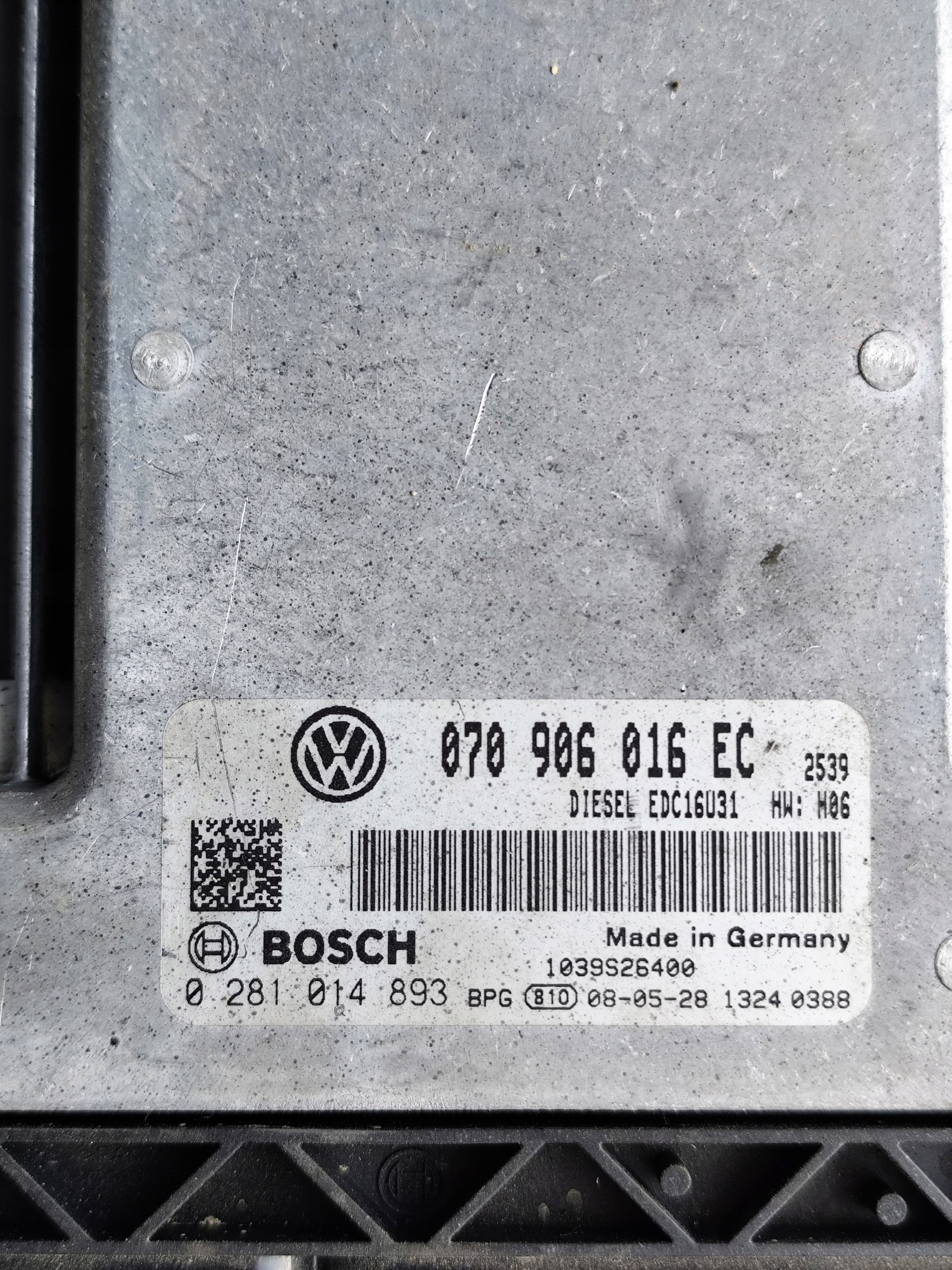 VW T5 2.5 TDI control unit computer of the engine 070906016EC
