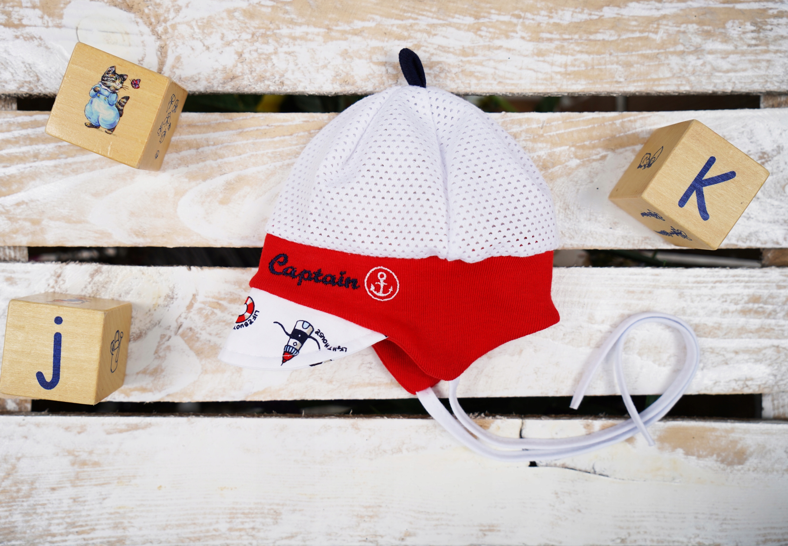 CZAPKA KAPITAN r.40-42 PRZECIW POCENIU LATO 68 74 Liczba sztuk w ofercie 1 szt.