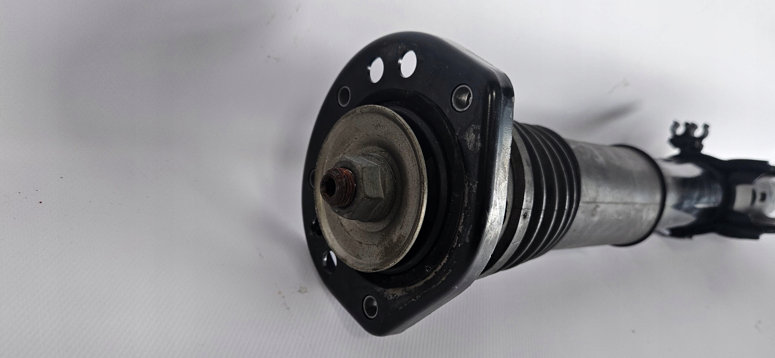 shock absorber left front MERCEDES SPRINTER W906
