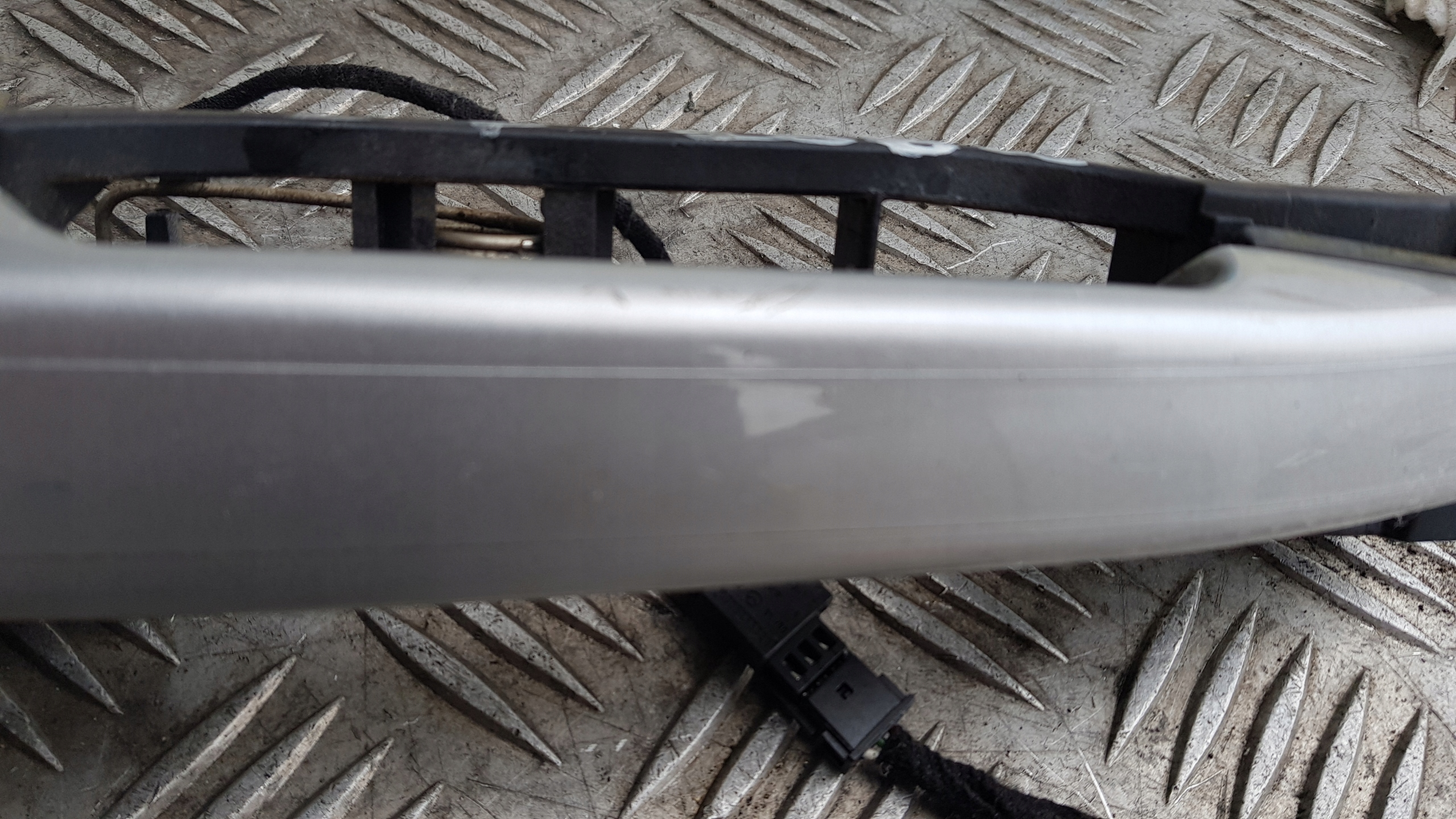 MERCEDES W208 CLK Poignée Gauche Insert
