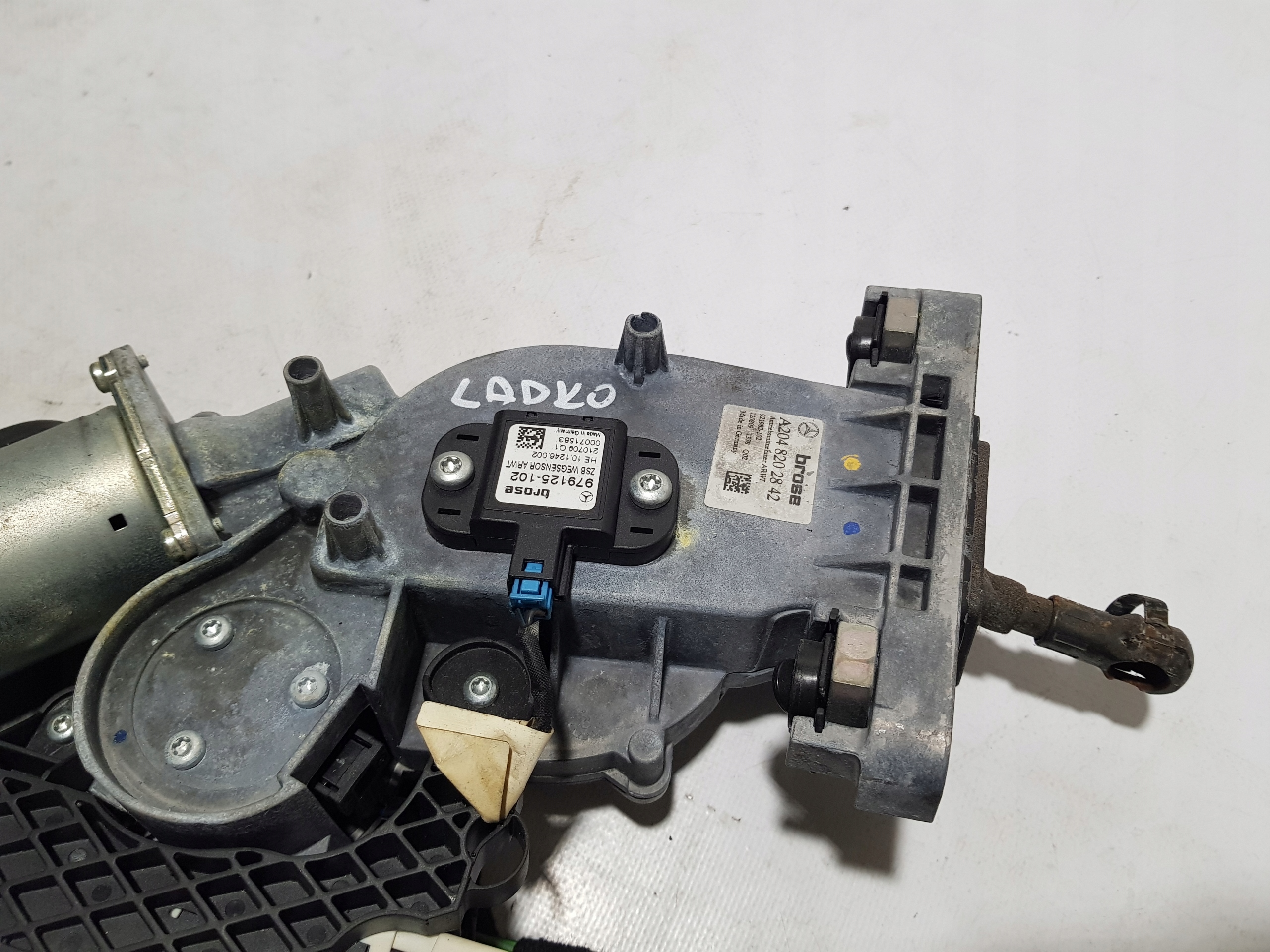 MERCEDES W204 KOMBI damper mechanism bonnet boot