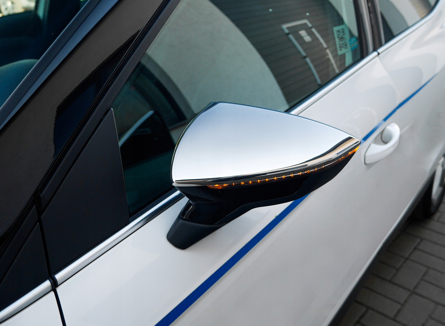 Nakladki luster na lusterka Seat Arona 2017 Manufacturer catalog number OM3552100