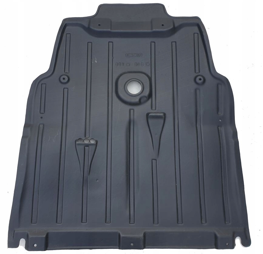 620809 - капот двигателя Mercedes W176 W246 C117 X117 + spink