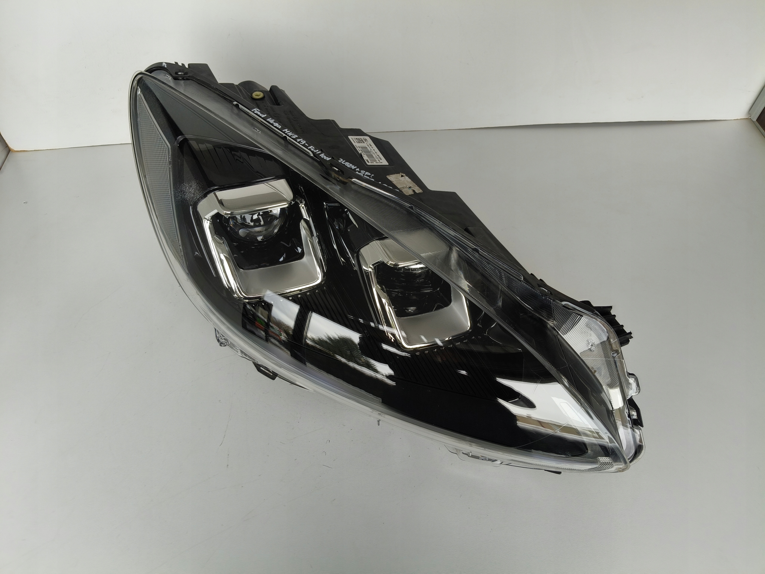 Licht rechts REFLEKTOR FORD KUGA MK3 19- FULL LED
