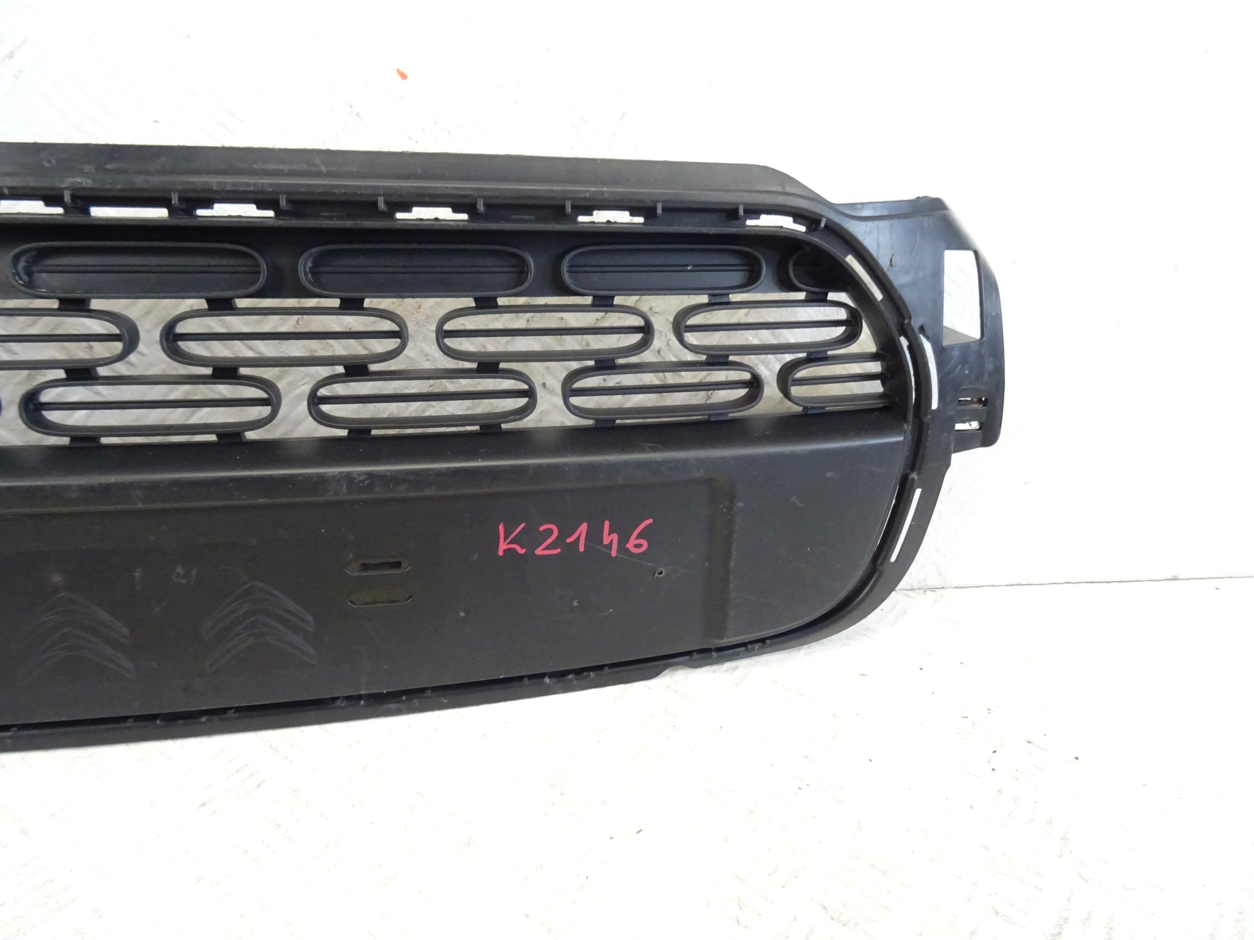 grid of a bumper front front CITROEN C3 III 9833504580