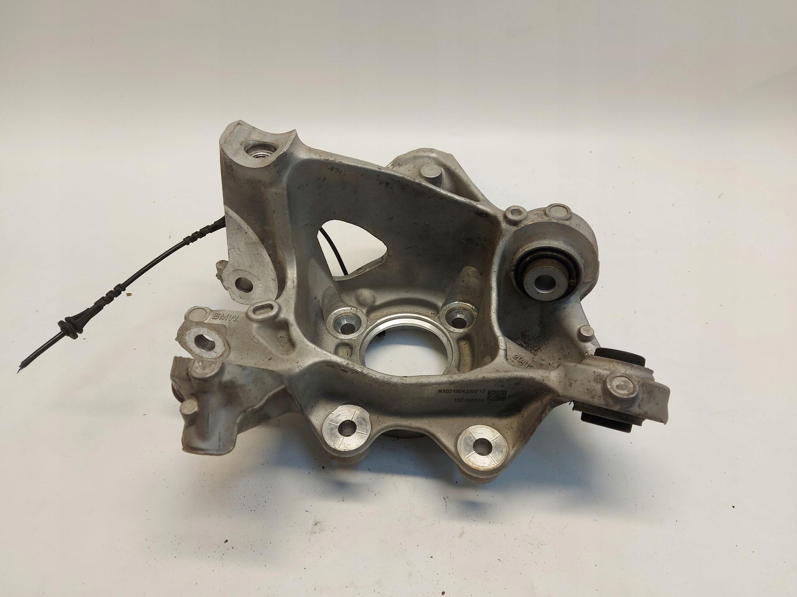 BMW 5 G60 530E swing wheels rear part right 6898364