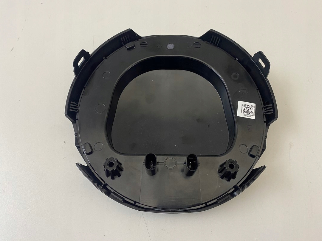 VW 30C EMBLEMAT ATRAPY PRZÓD ZNACZEK GRILL PODŚWIETLANY 30C853600A Jakość części (zgodnie z GVO) O - oryginał z logo producenta pojazdu (OE)