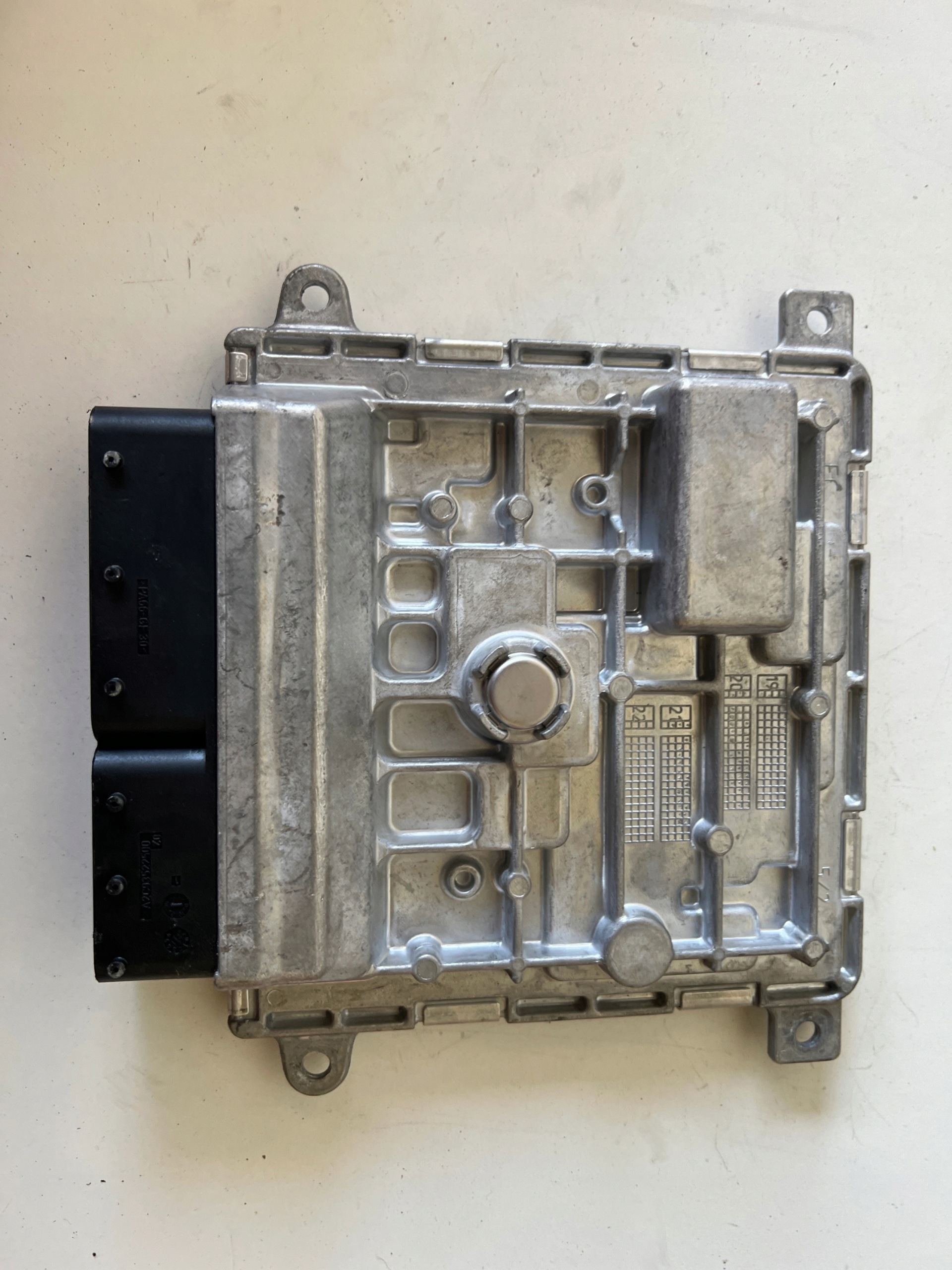 MERCEDES A KLASA 1.3 control unit A2829003300 A2829013000 A2C17790700