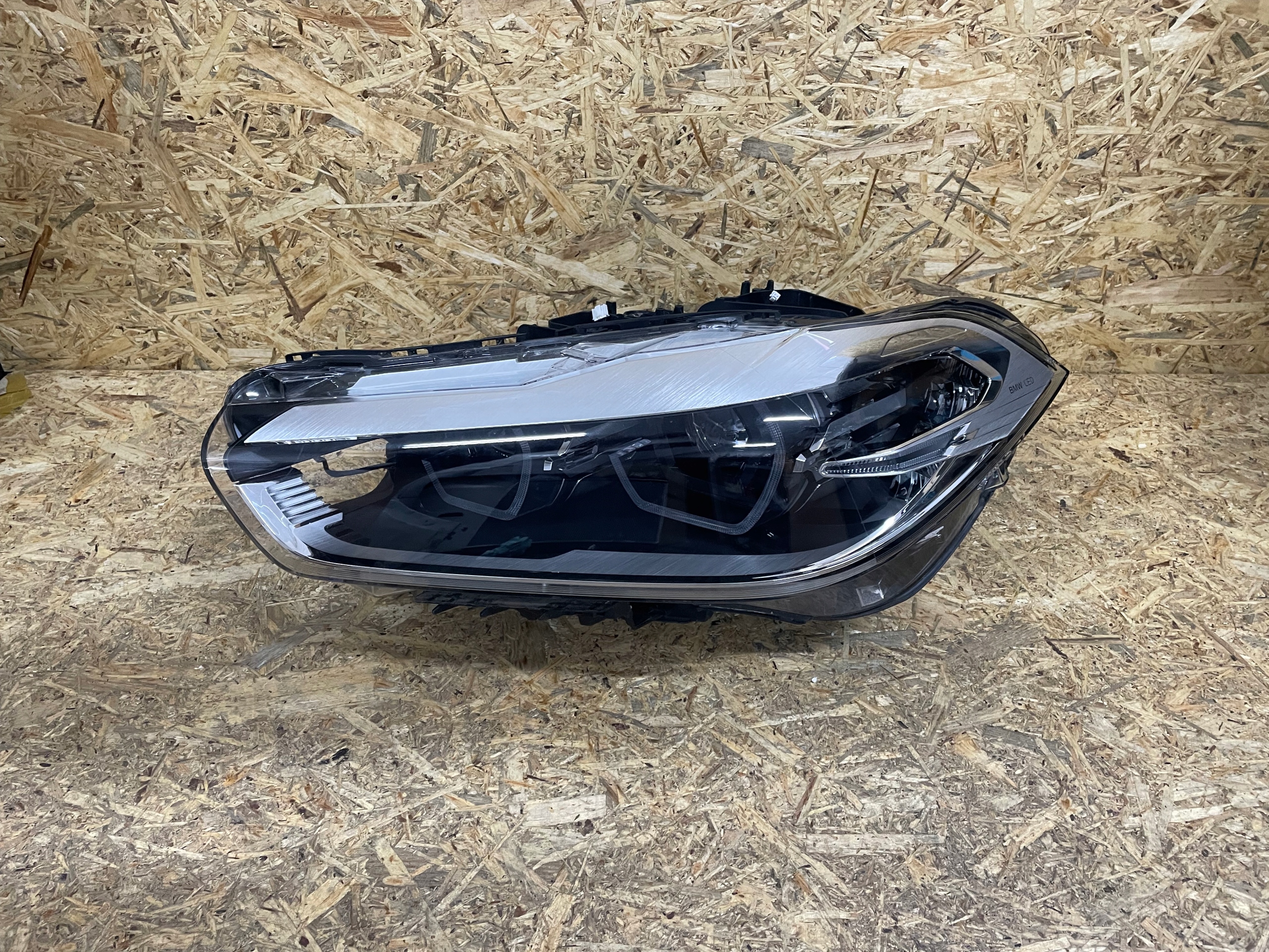 BMW X2 F39 ФАРА ЛІВА ПОВНИЙ КОМПЛЕКТ LED ЛІВИЙ 8738185 ІДЕАЛЬНО