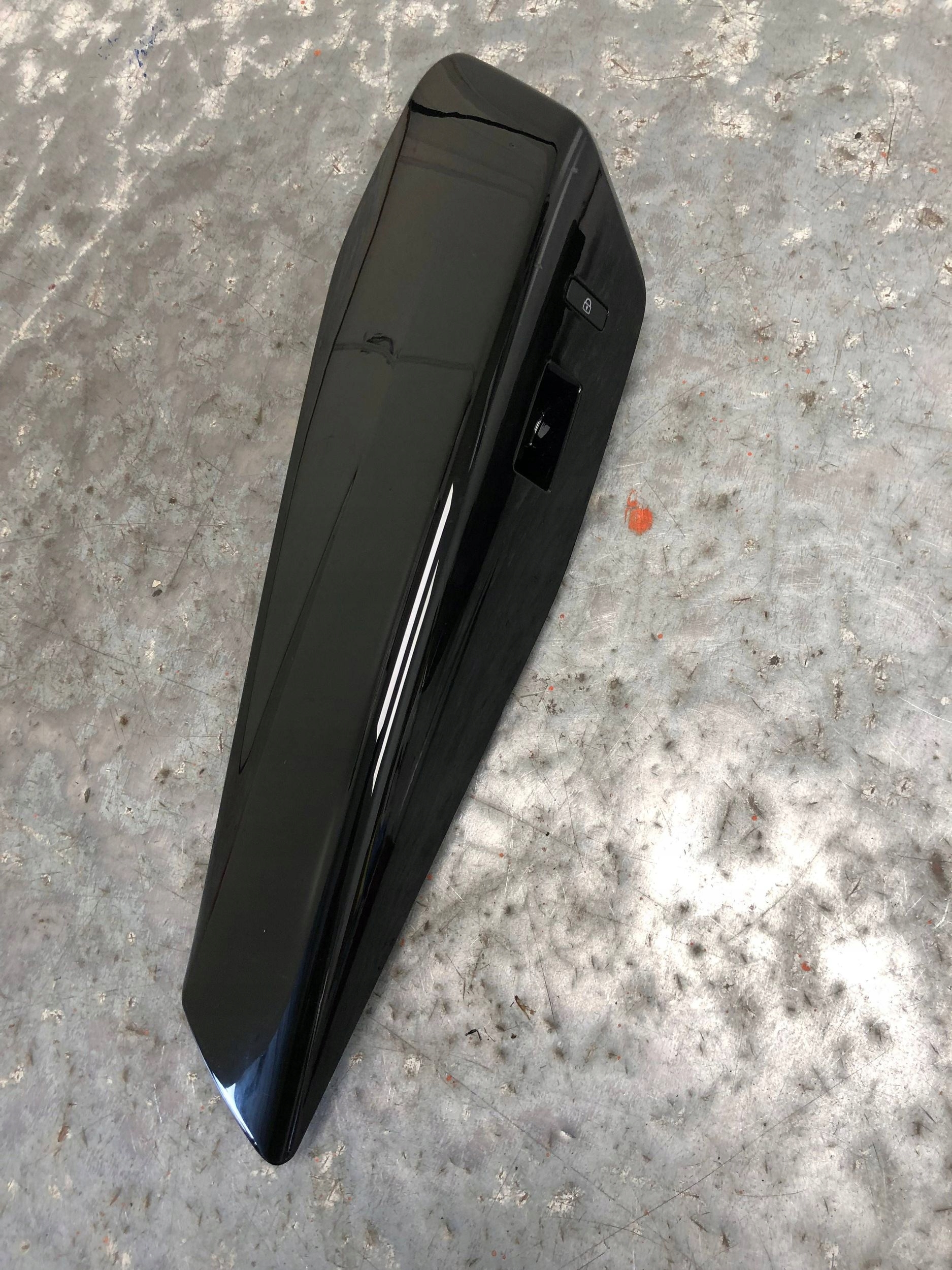 light LED DRL right front VW ID7 ID.7 14A971014