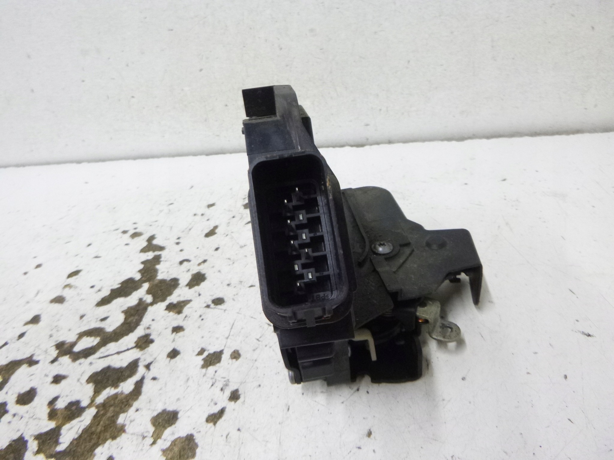lock door rear part left Ford Mondeo MK4 S-Max 6-PIN 6M2A-R26413-BC