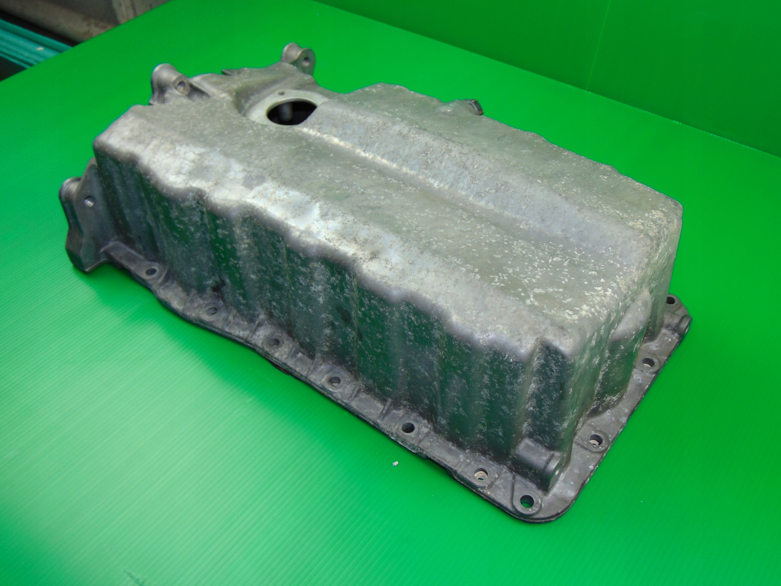 Miska olejowa ORYGINAŁ 1,9TDI 2,0TDI 038103603AG BKC AVQ BXE BKD AZV BJB Typ silnika Diesel