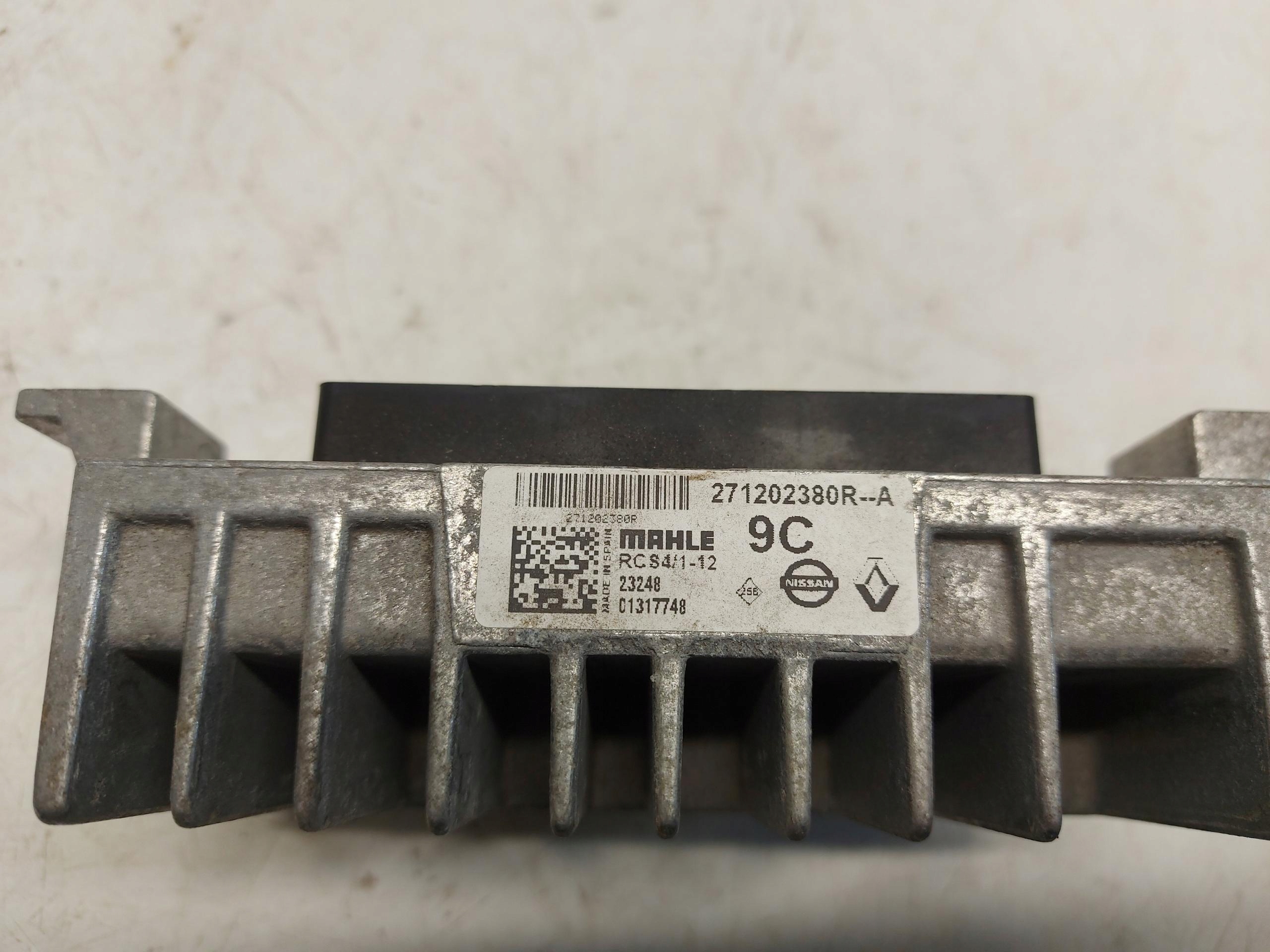 Renault Master III LIFT control unit relay plugs zarowych 271202380r-a