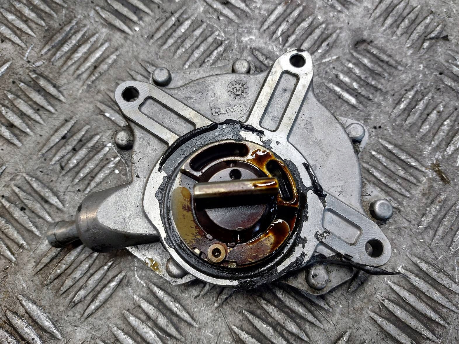 Pompa VACUM BMW E46 LIFT 318i 7542498 68739010